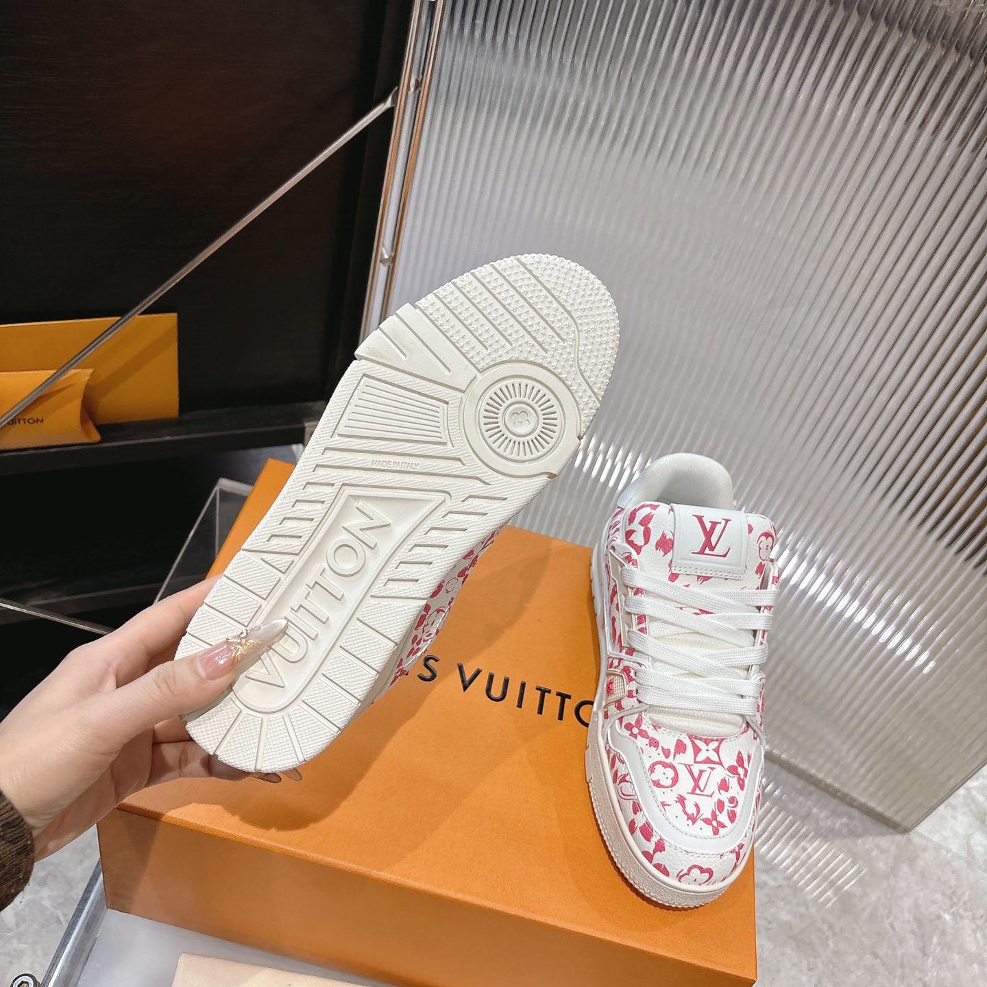 Louis Vuitton LV Trainer Sneaker   1AJJUJ - FashionPlug