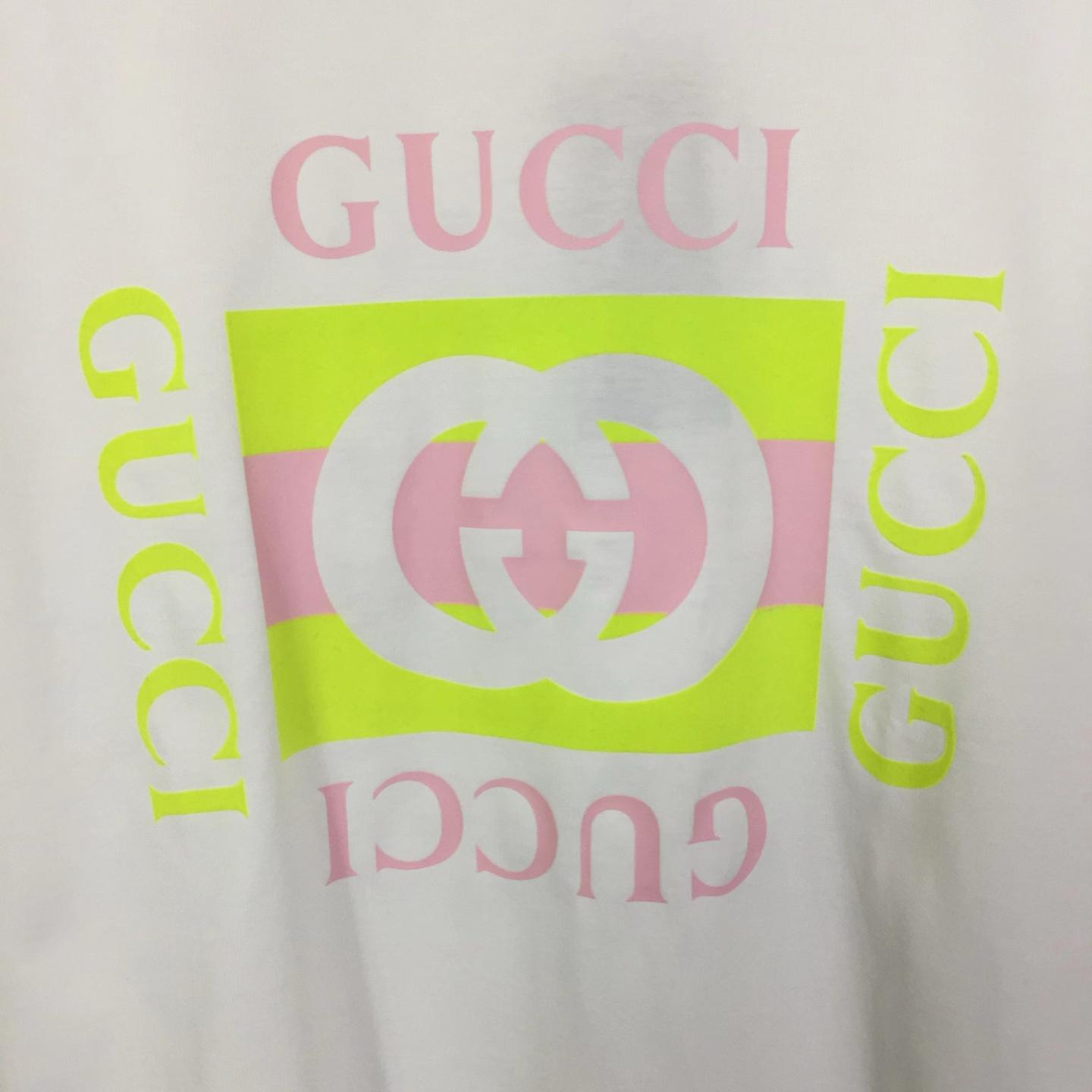 Gucci Jersey T-shirt With Print  - FashionPlug