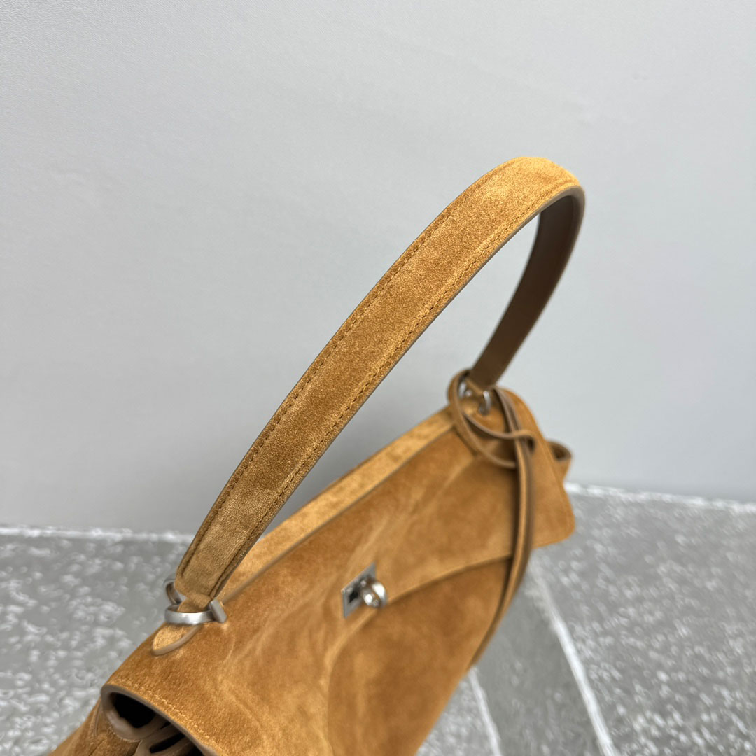 Balenciaga  Rodeo Handbag Medium In Camel - FashionPlug