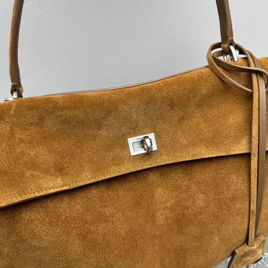 Balenciaga  Rodeo Handbag Medium In Camel - FashionPlug