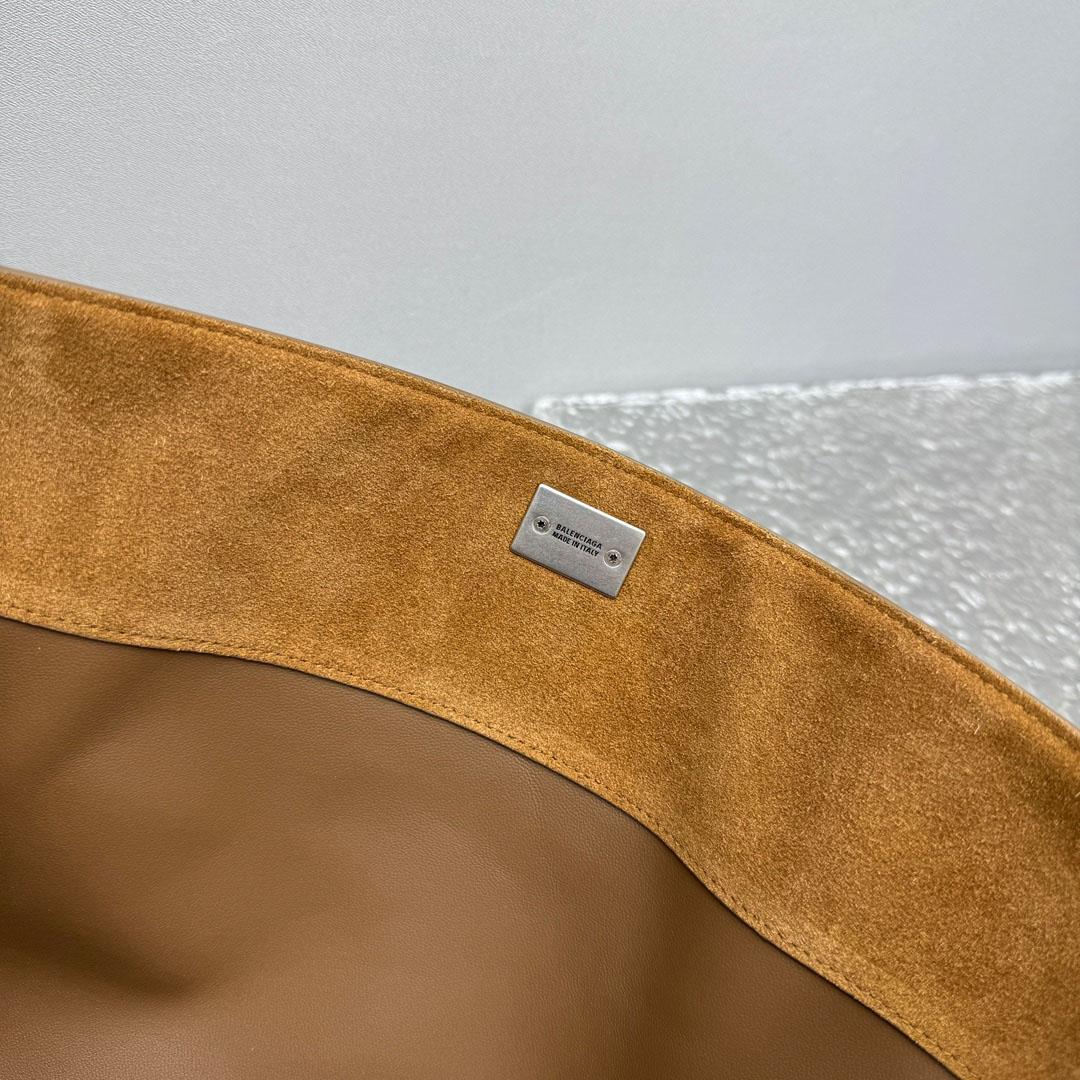 Balenciaga  Rodeo Handbag Medium In Camel - FashionPlug