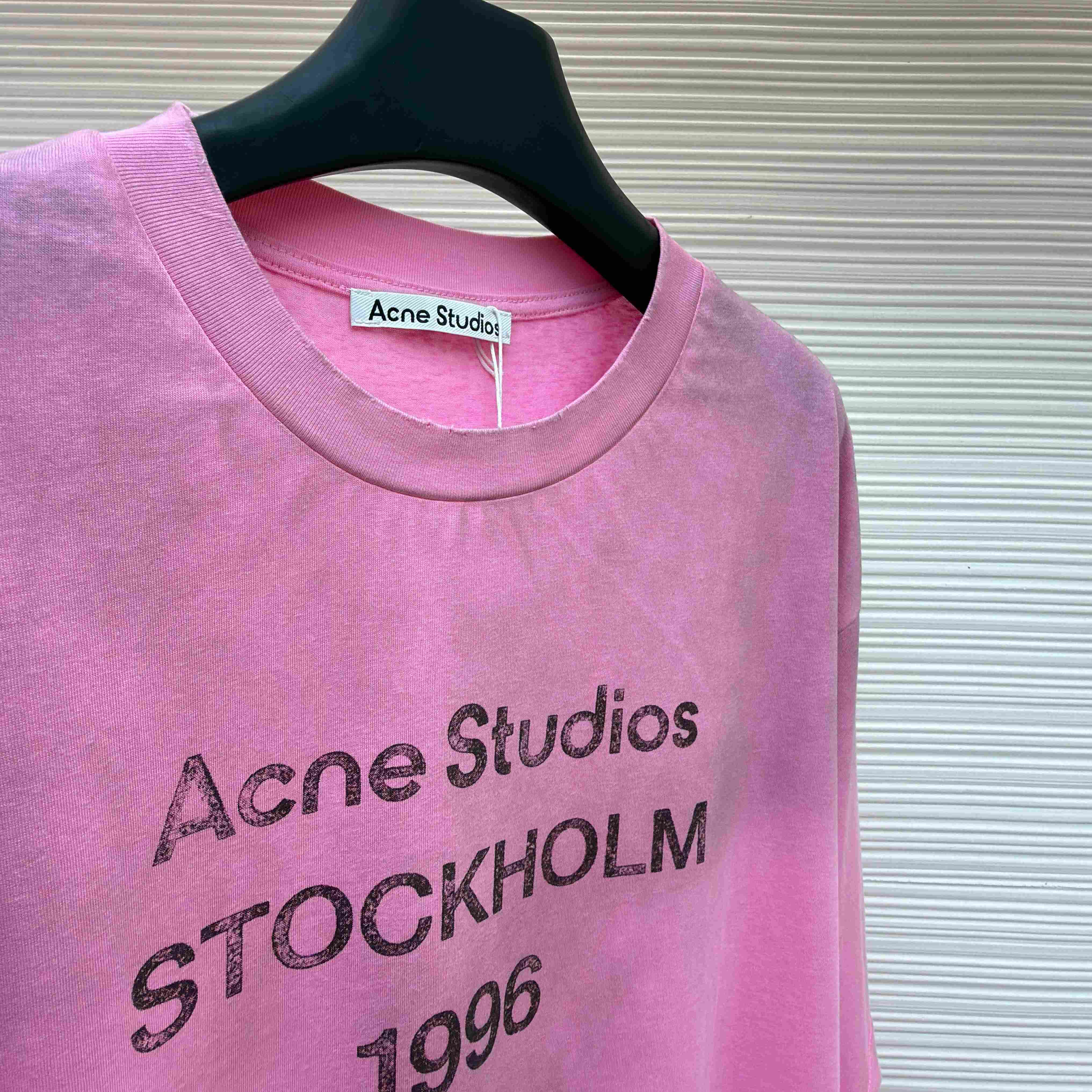 Acne Studios  Logo Tshirt - Relaxed Fit - FashionPlug