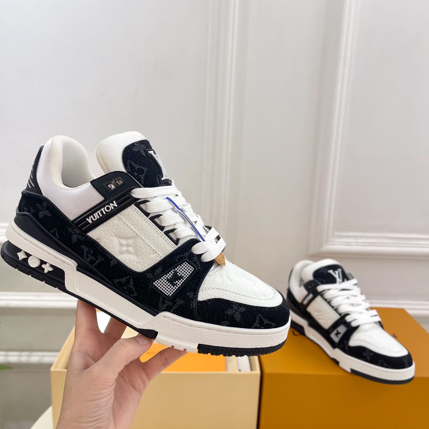 Louis Vuitton  LV Trainer Sneaker 1A9JGL - FashionPlug