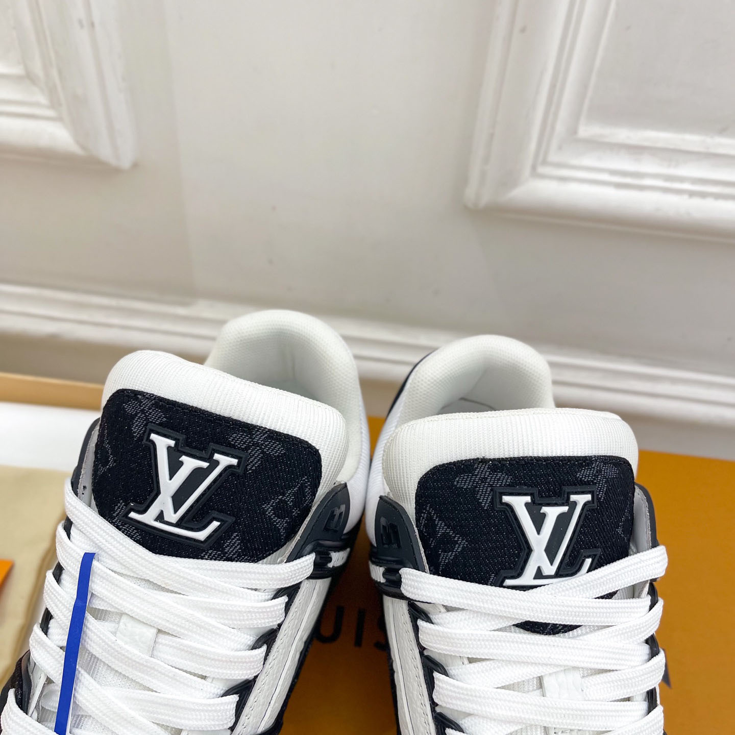 Louis Vuitton  LV Trainer Sneaker 1A9JGL - FashionPlug