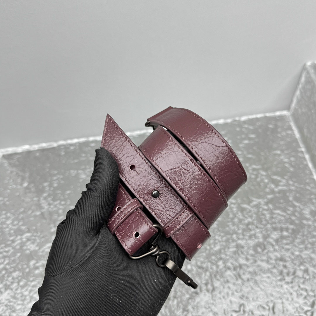 Balenciaga   Le City Bag Small In Dark Burgundy - FashionPlug