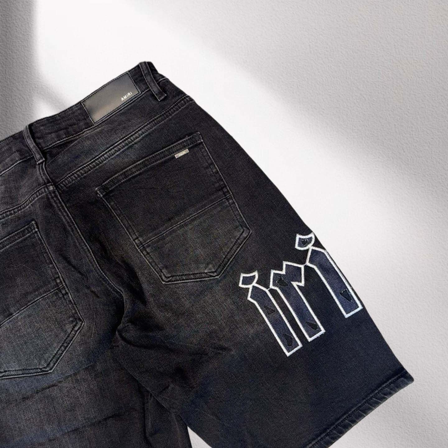 Amiri Shorts    20278 - FashionPlug