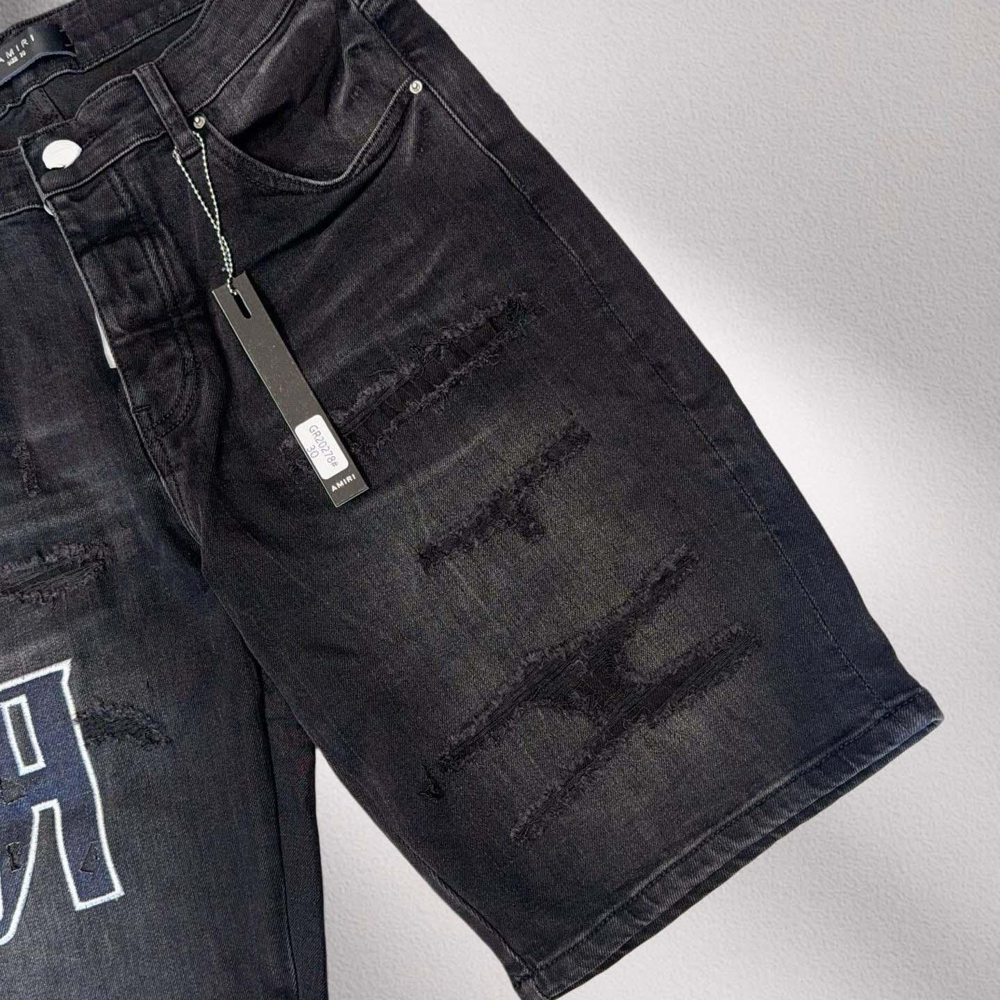 Amiri Shorts    20278 - FashionPlug