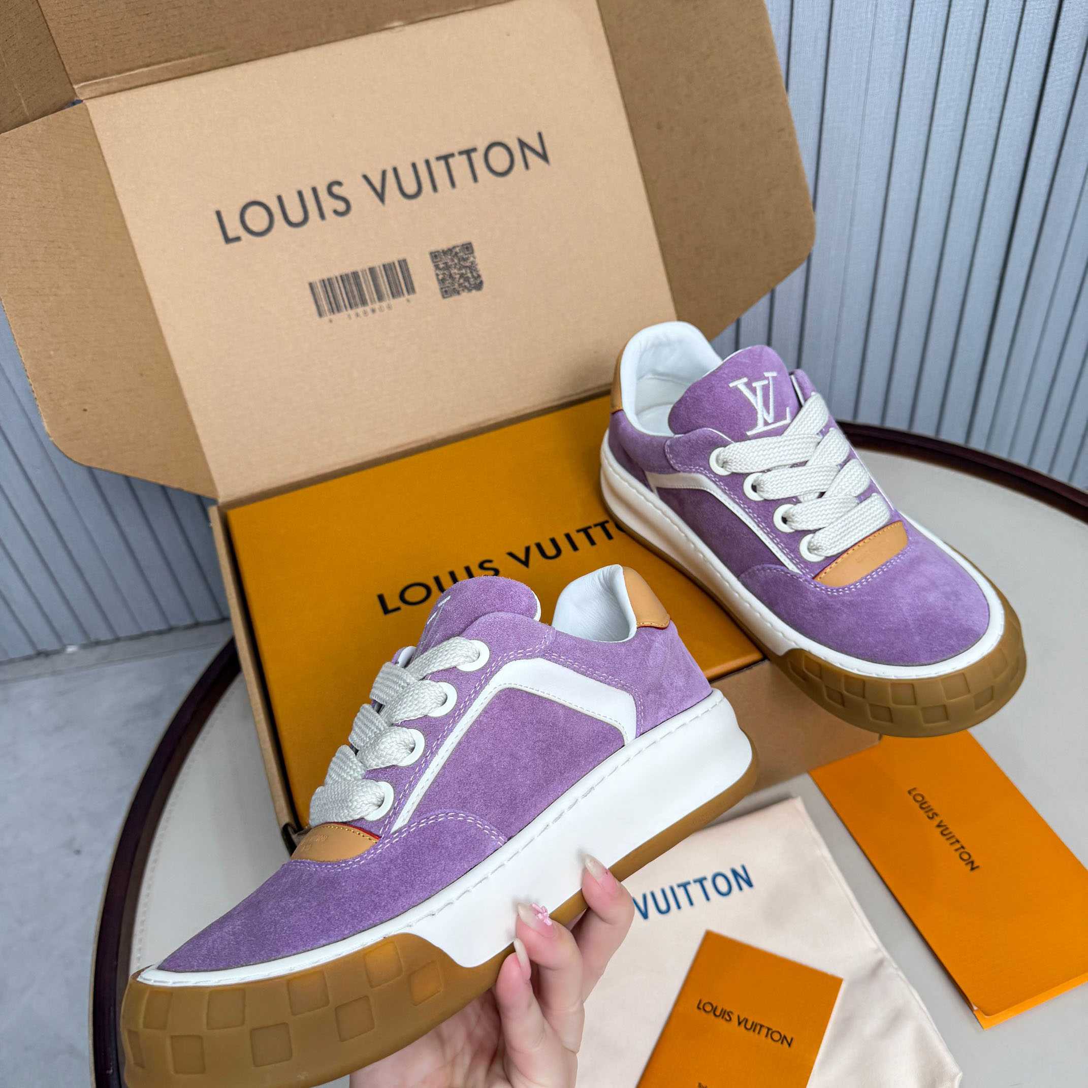 Louis Vuitton LV Tilted Sneaker 1AJTI6 - FashionPlug