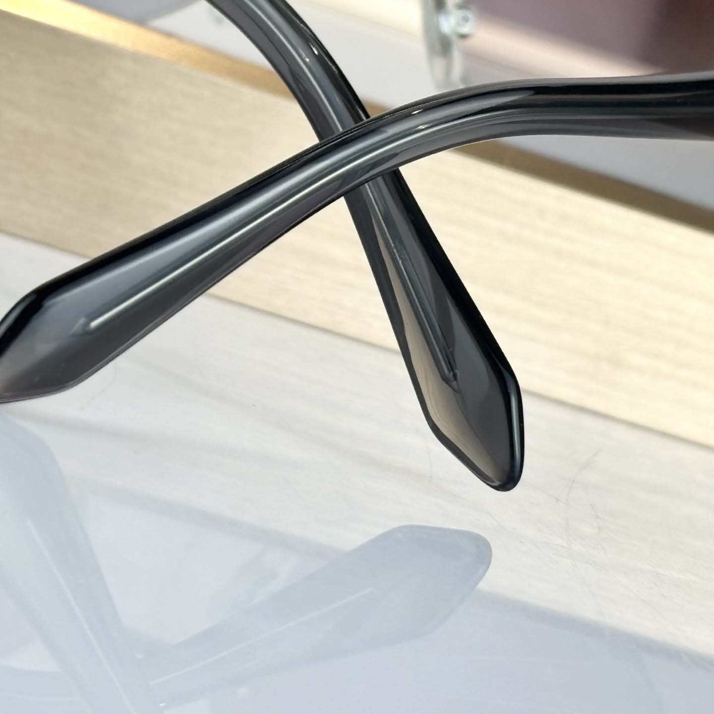 Bvlgari BV 1807LU Sunglasses      - FashionPlug