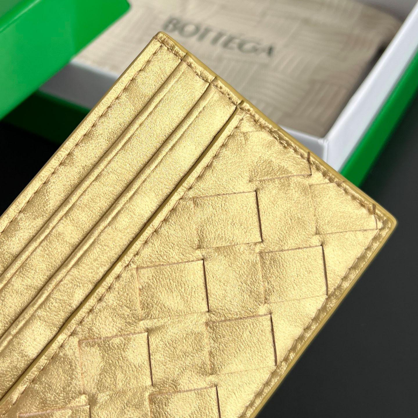 Bottega Veneta Intrecciato Credit Card Case - FashionPlug