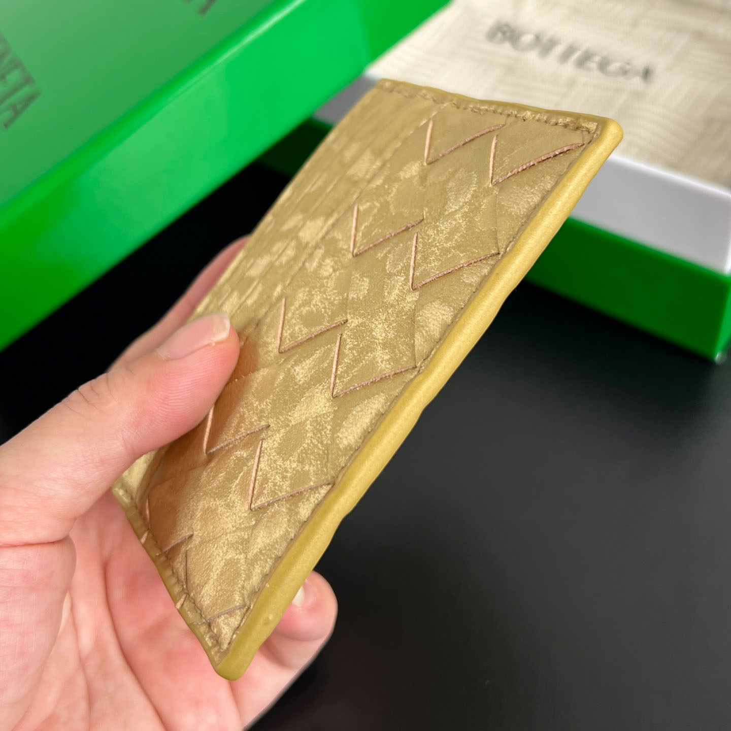 Bottega Veneta Intrecciato Credit Card Case - FashionPlug