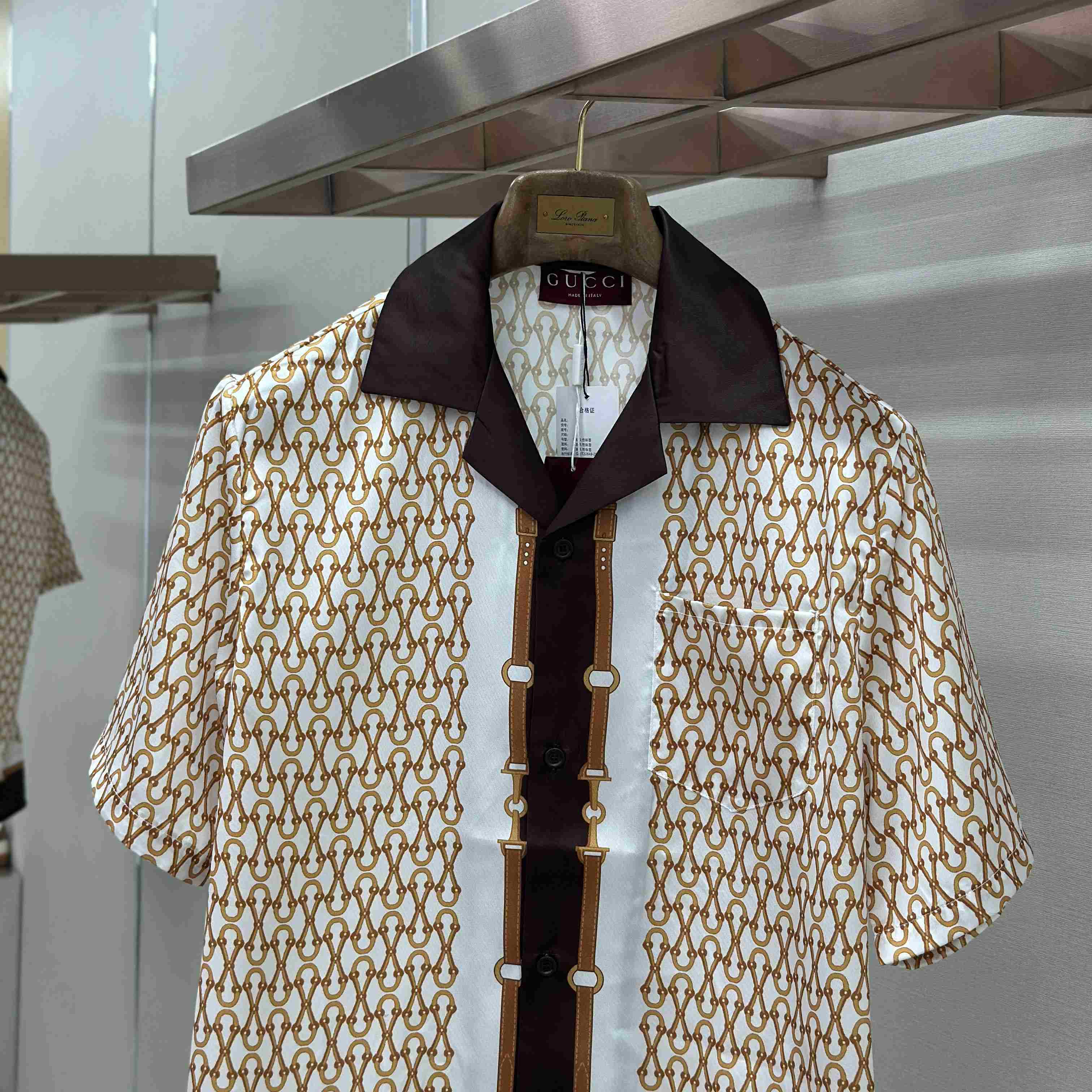 Gucci Printed Silk Twill Bowling Shirt - FashionPlug