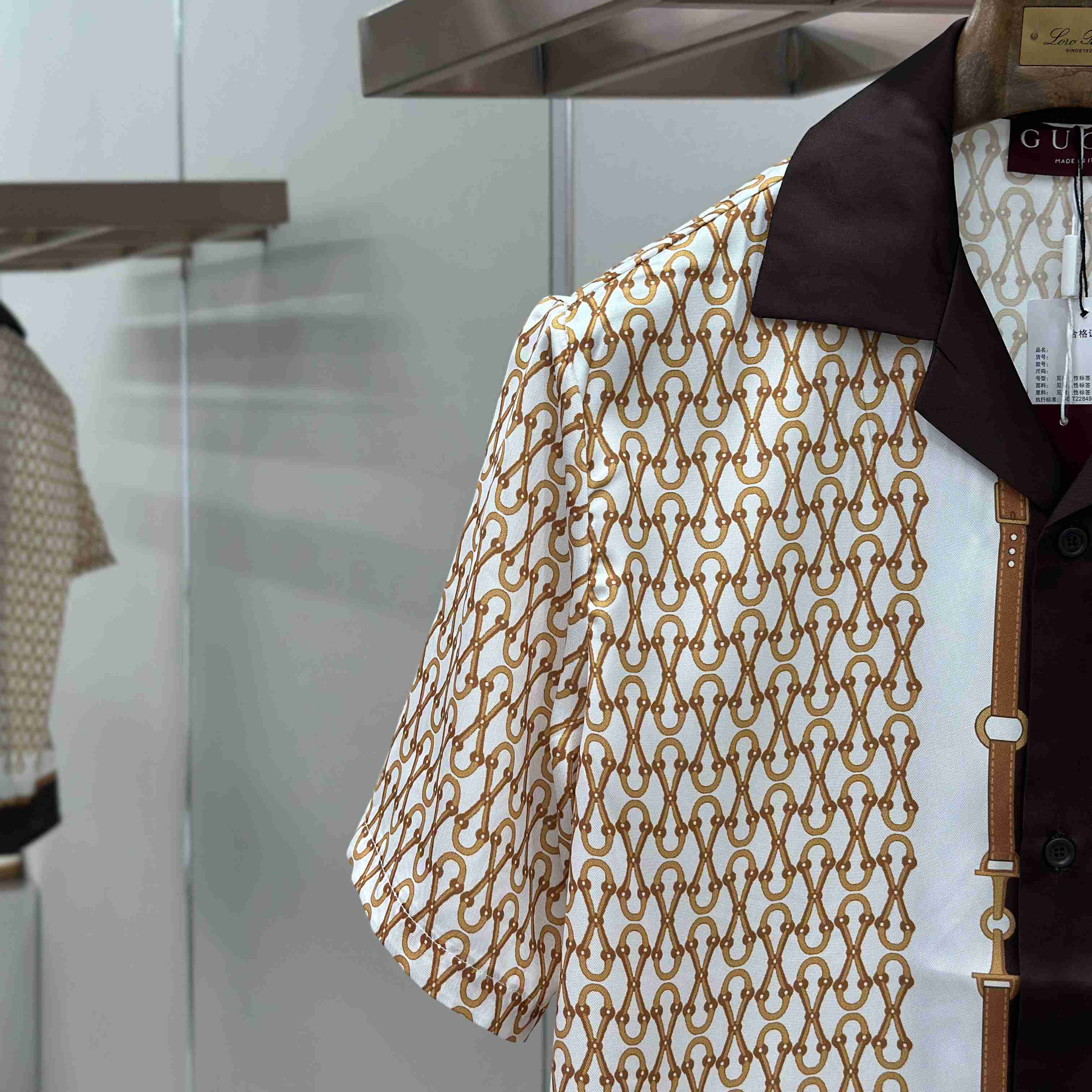 Gucci Printed Silk Twill Bowling Shirt - FashionPlug