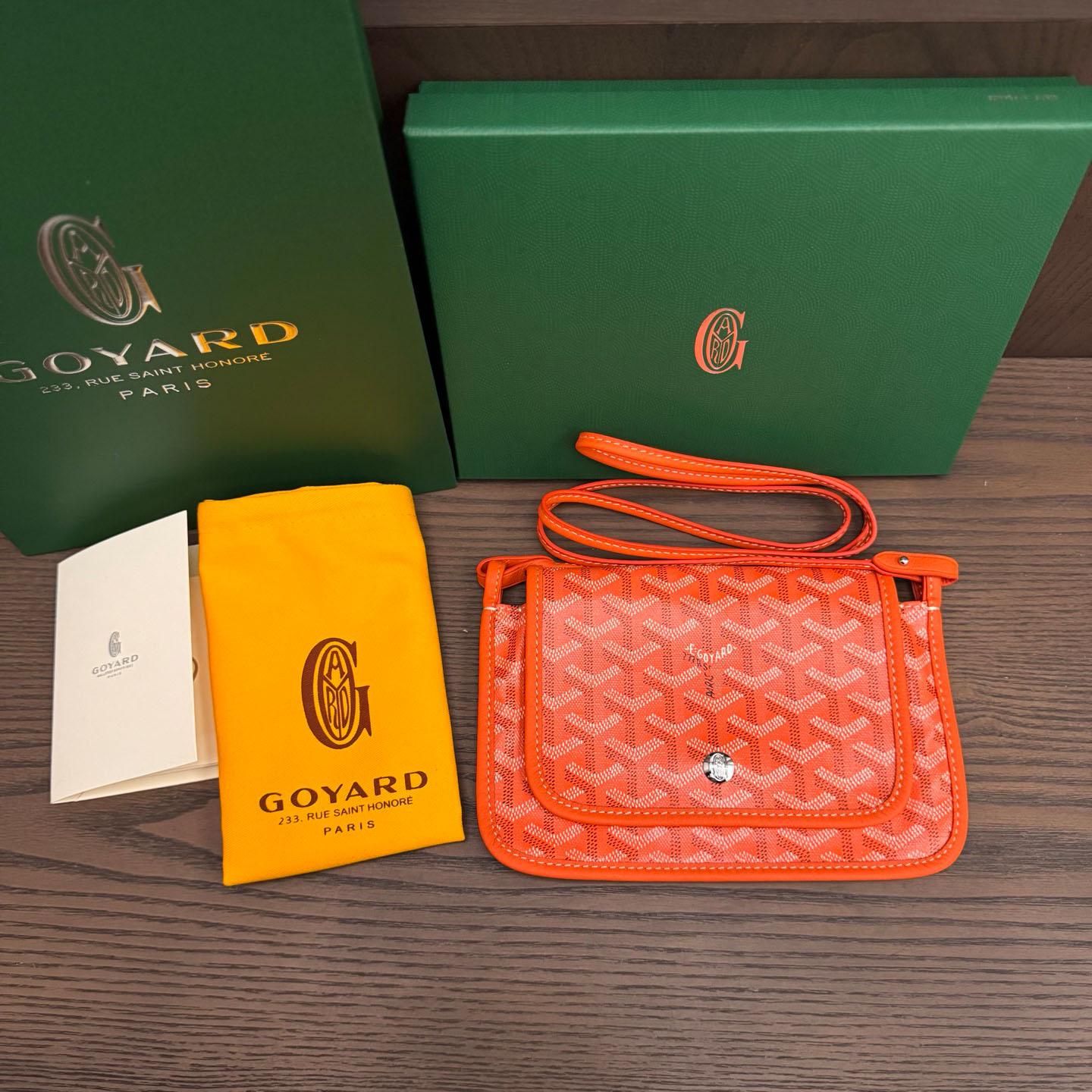 Goyard Plumet Pocket Wallet - FashionPlug