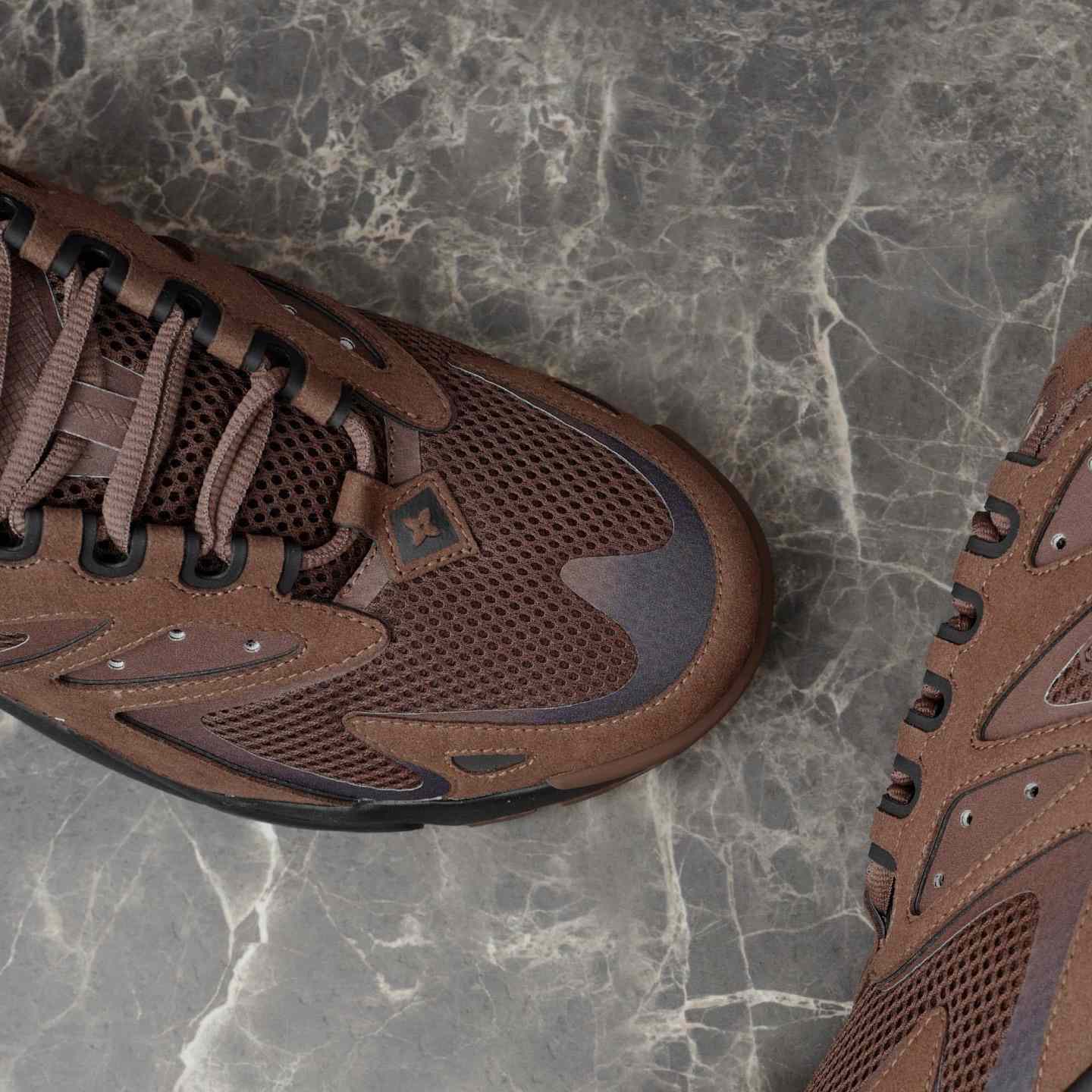 Louis Vuitton LV Runner Tatic Sneaker 1AJAPO - FashionPlug