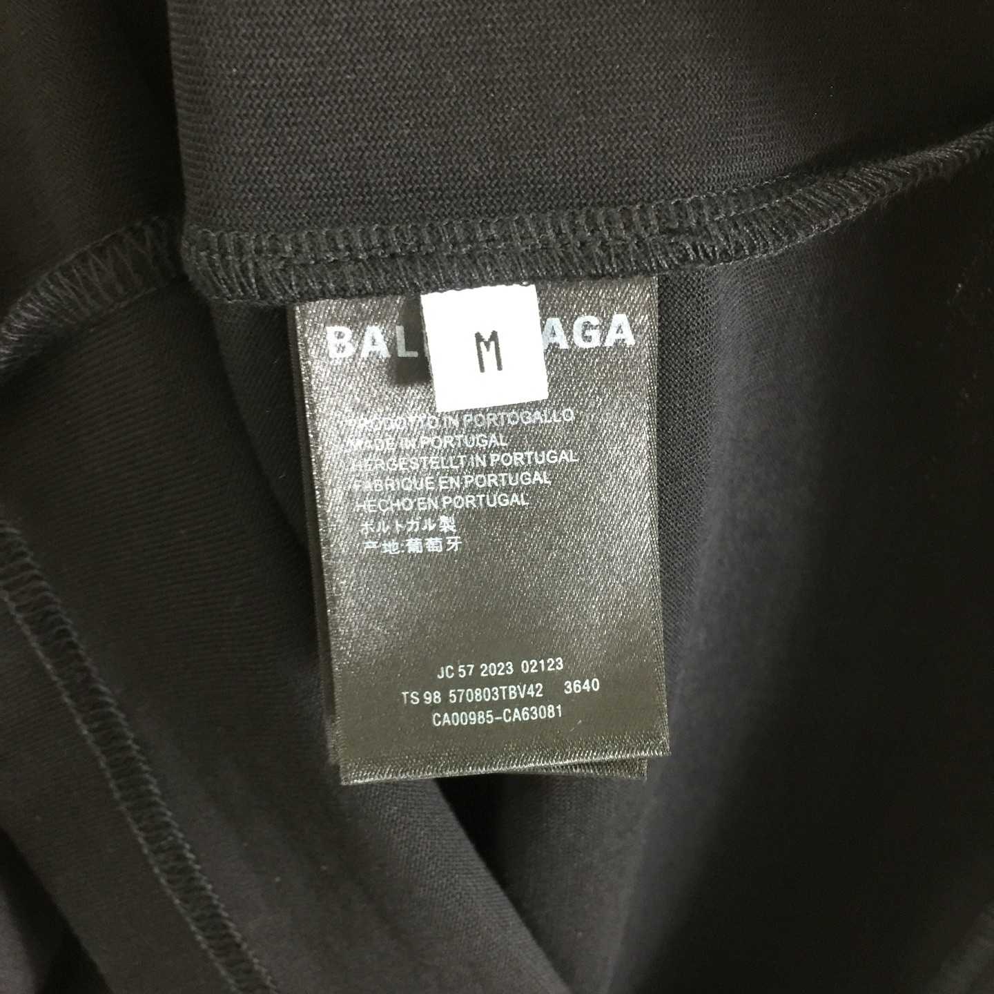Balenciaga  T-shirt Medium Fit  - FashionPlug