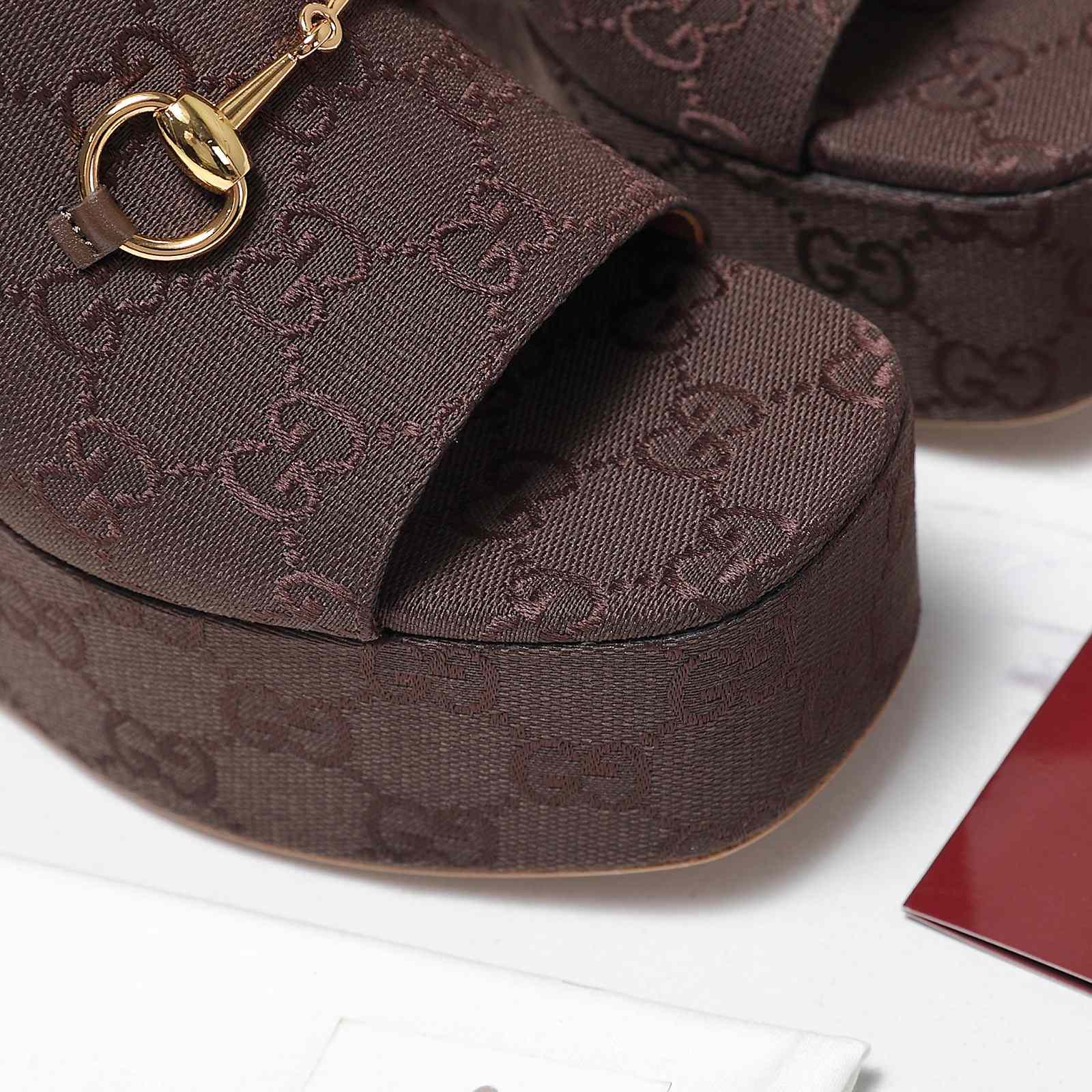 Gucci Wedge Sandal With Horsebit - FashionPlug