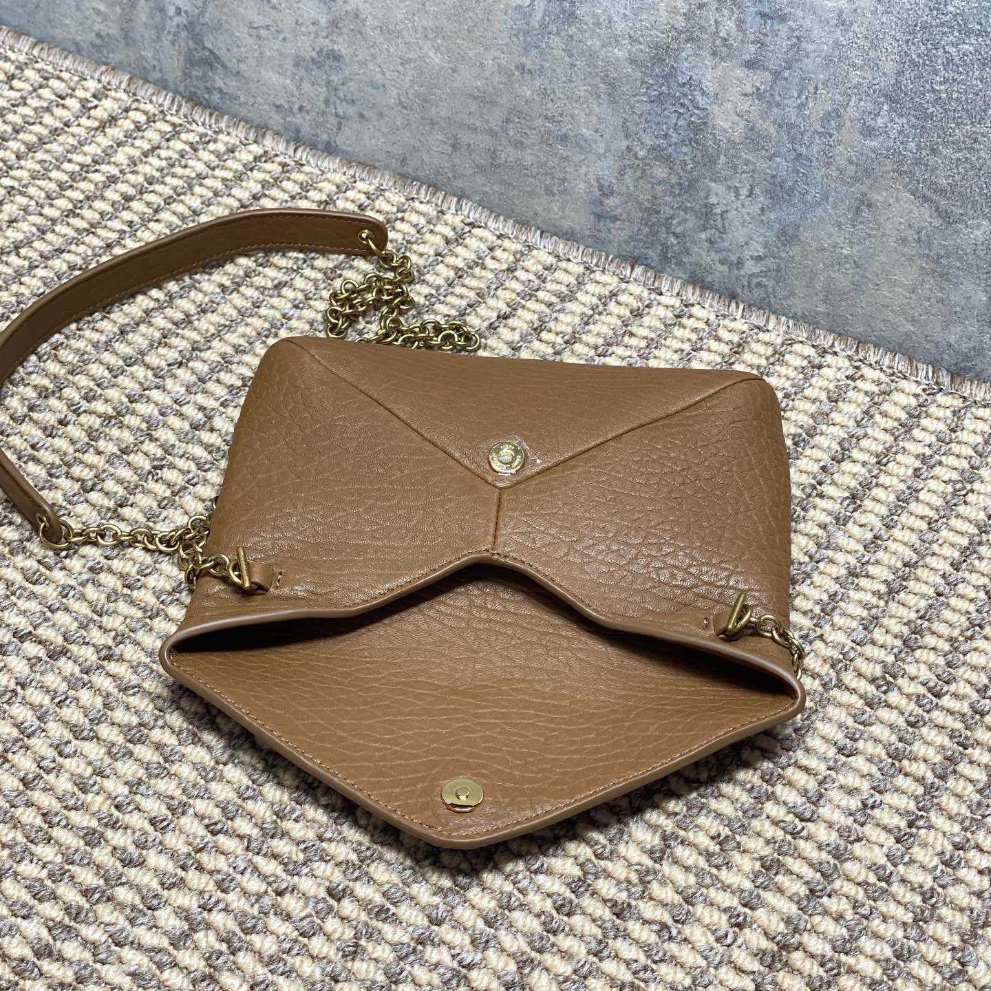 Saint Laurent Cassandre Small Chain Clutch In Lambskin - FashionPlug