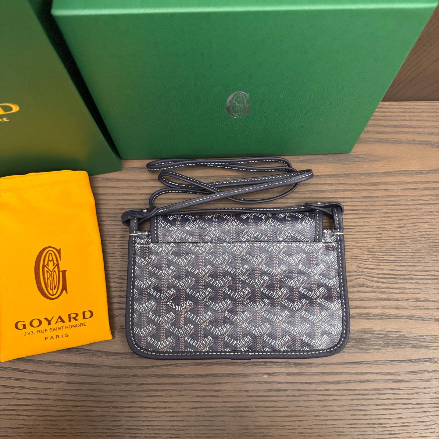 Goyard Plumet Pocket Wallet - FashionPlug