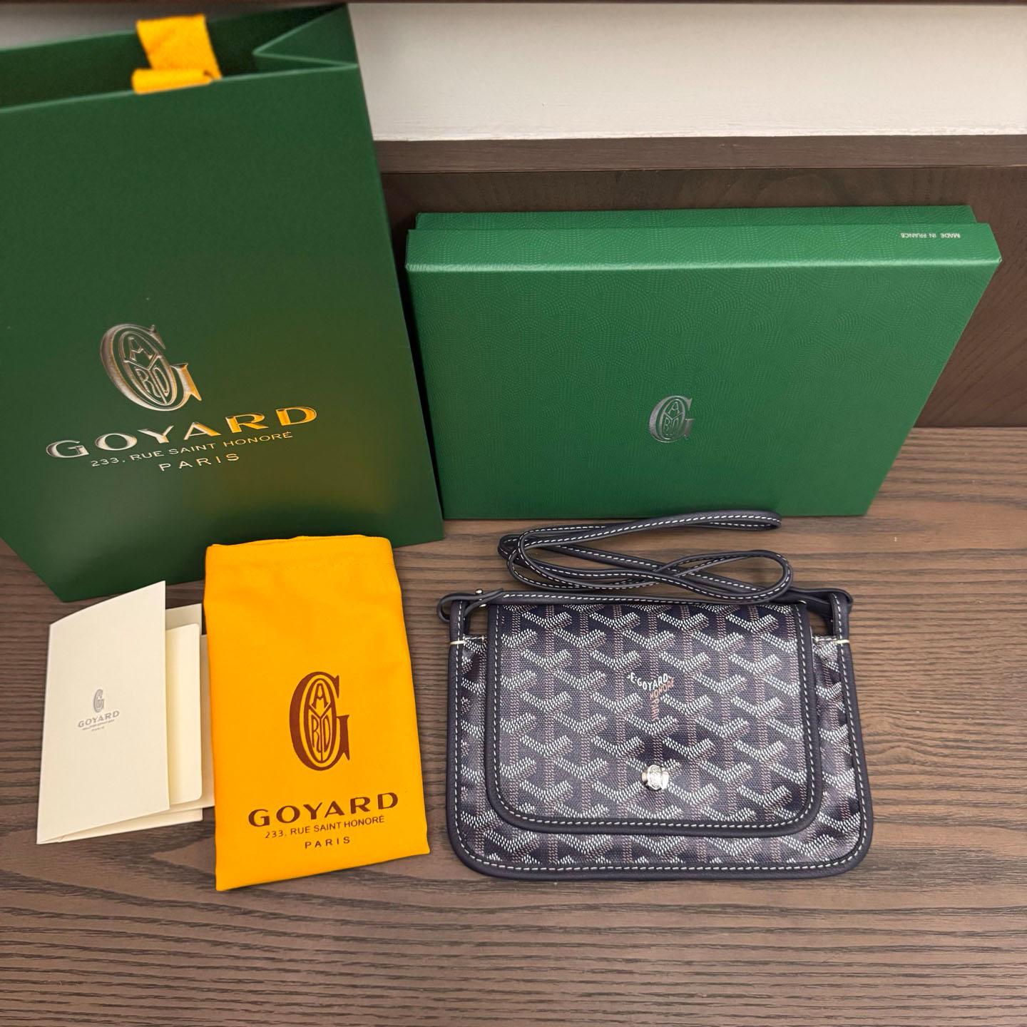 Goyard Plumet Pocket Wallet - FashionPlug