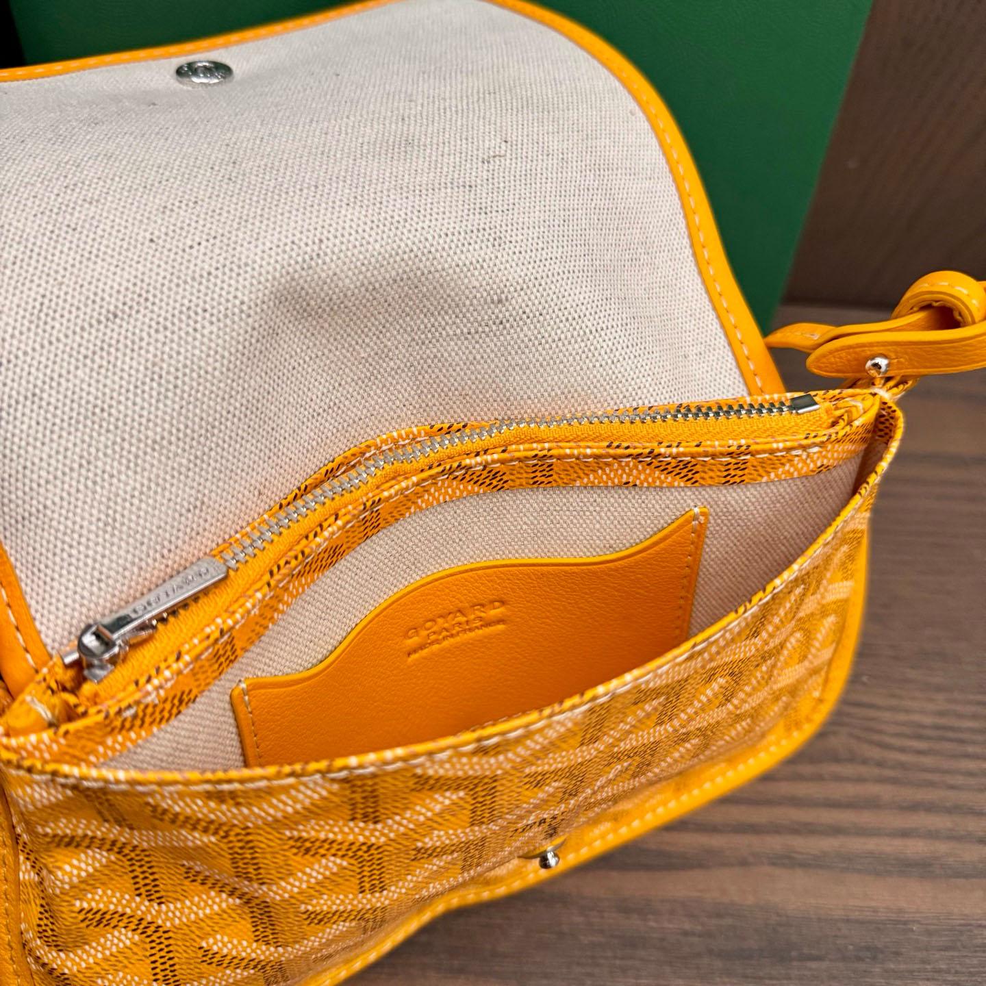 Goyard Plumet Pocket Wallet - FashionPlug