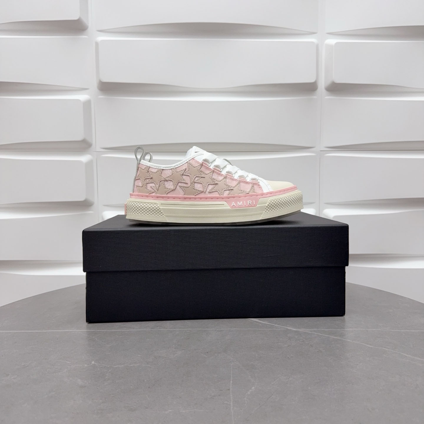 Amiri Stars Low-Top Canvas Platform Sneakers - FashionPlug