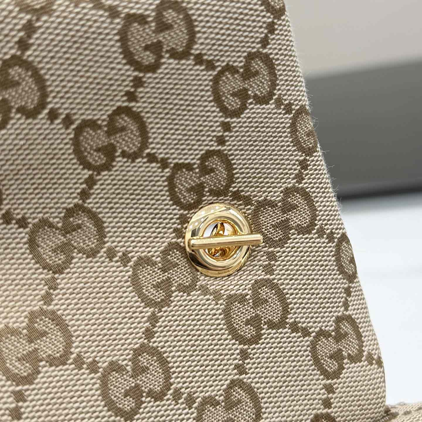 Gucci GG Marmont Mini Shoulder Bag - FashionPlug