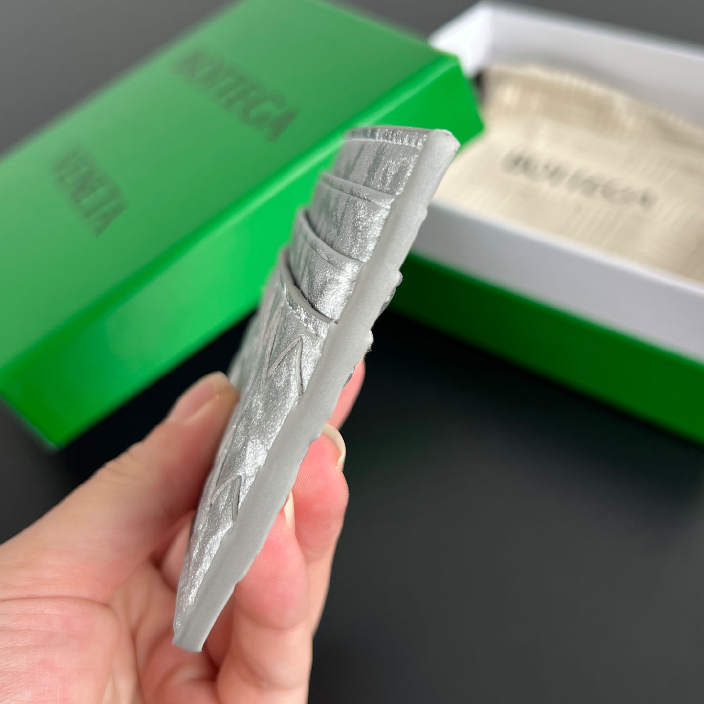 Bottega Veneta Intrecciato Credit Card Case - FashionPlug