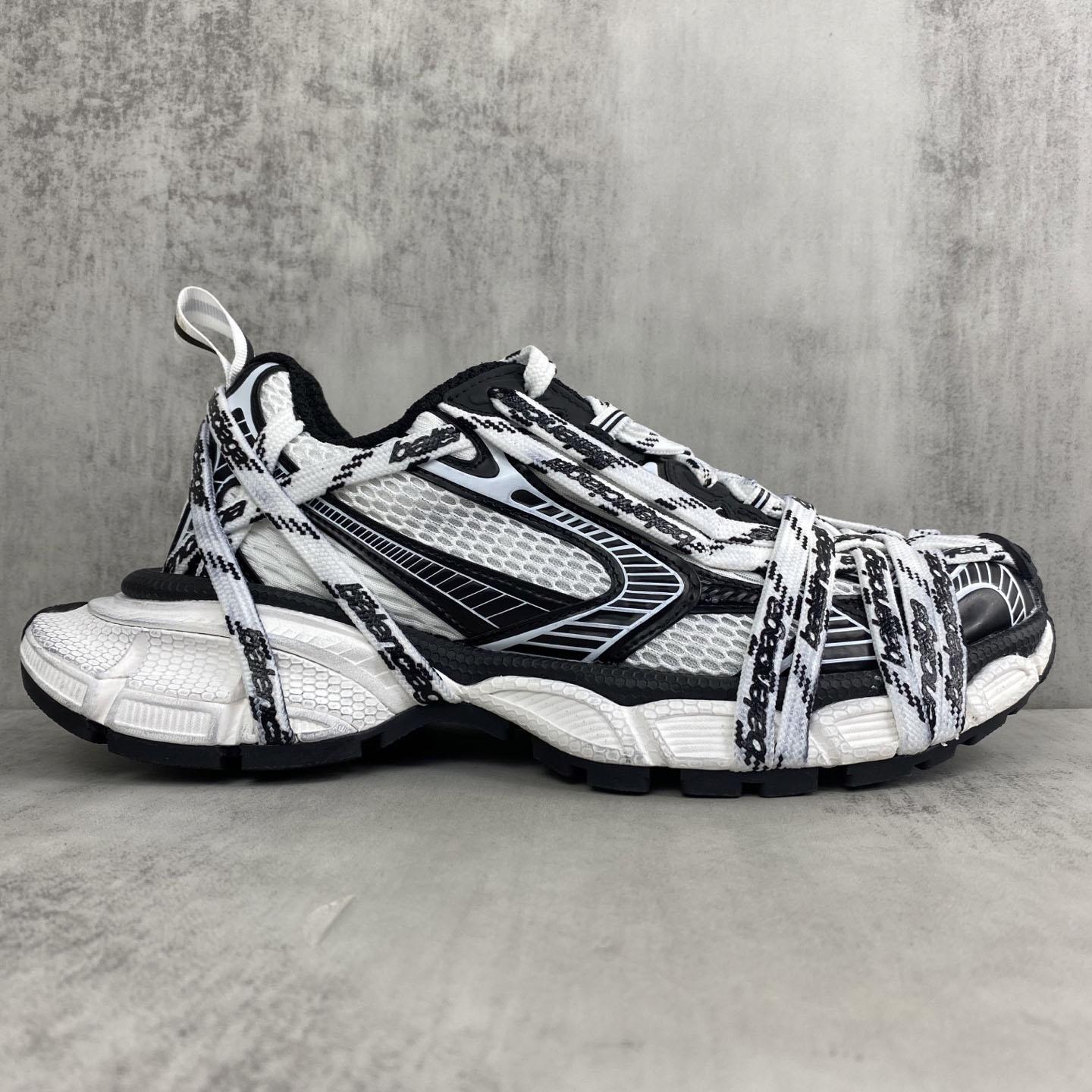 Balenciaga Balenciaga 3XL Extreme Laces Logo Sneaker - FashionPlug