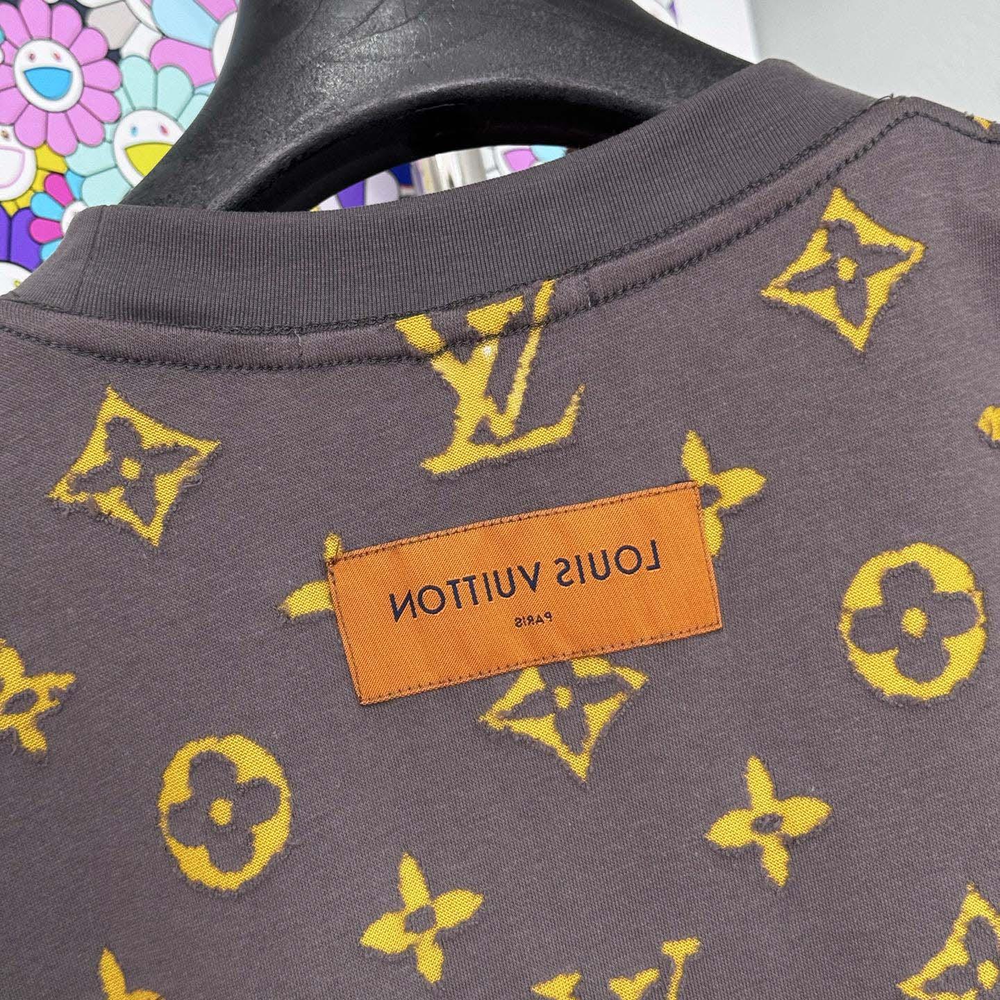 Louis Vuitton Monogram Short-Sleeved Crewneck - FashionPlug