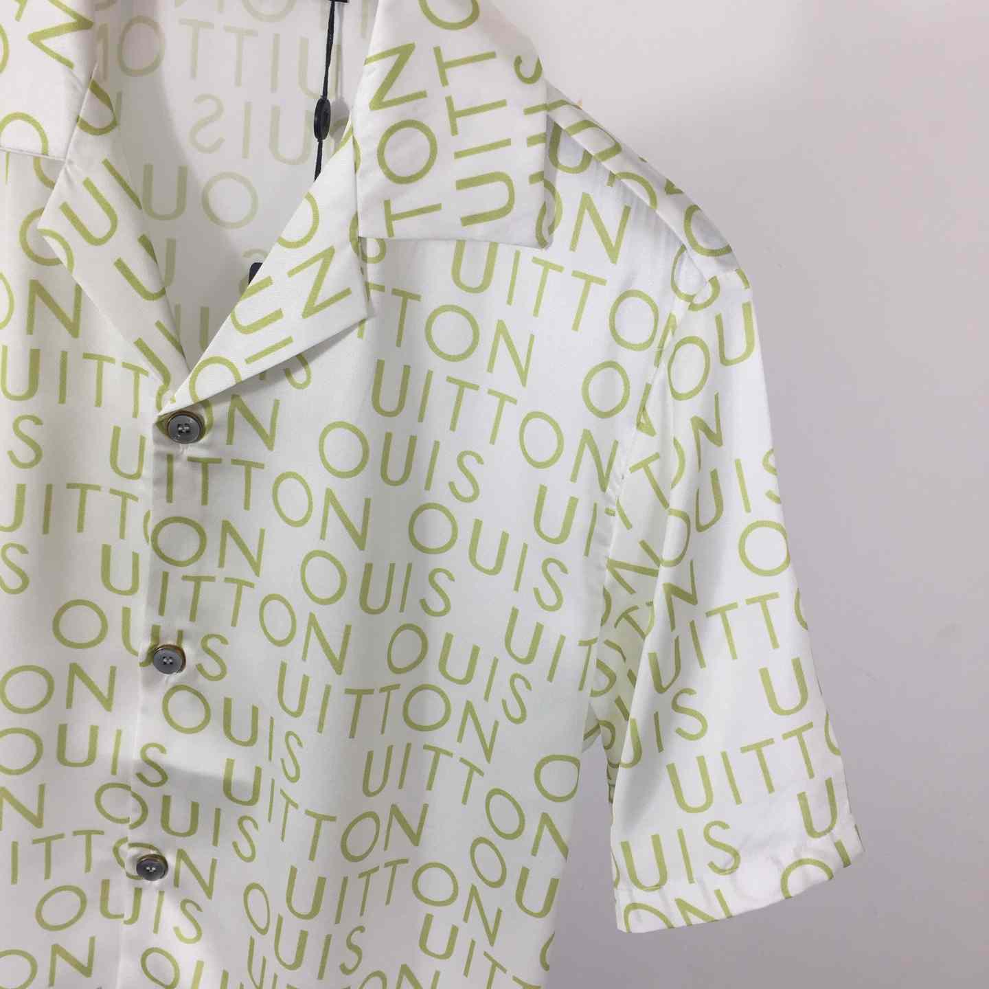 Louis Vuitton Short-Sleeved Printed Silk Shirt   1AJUTC - FashionPlug