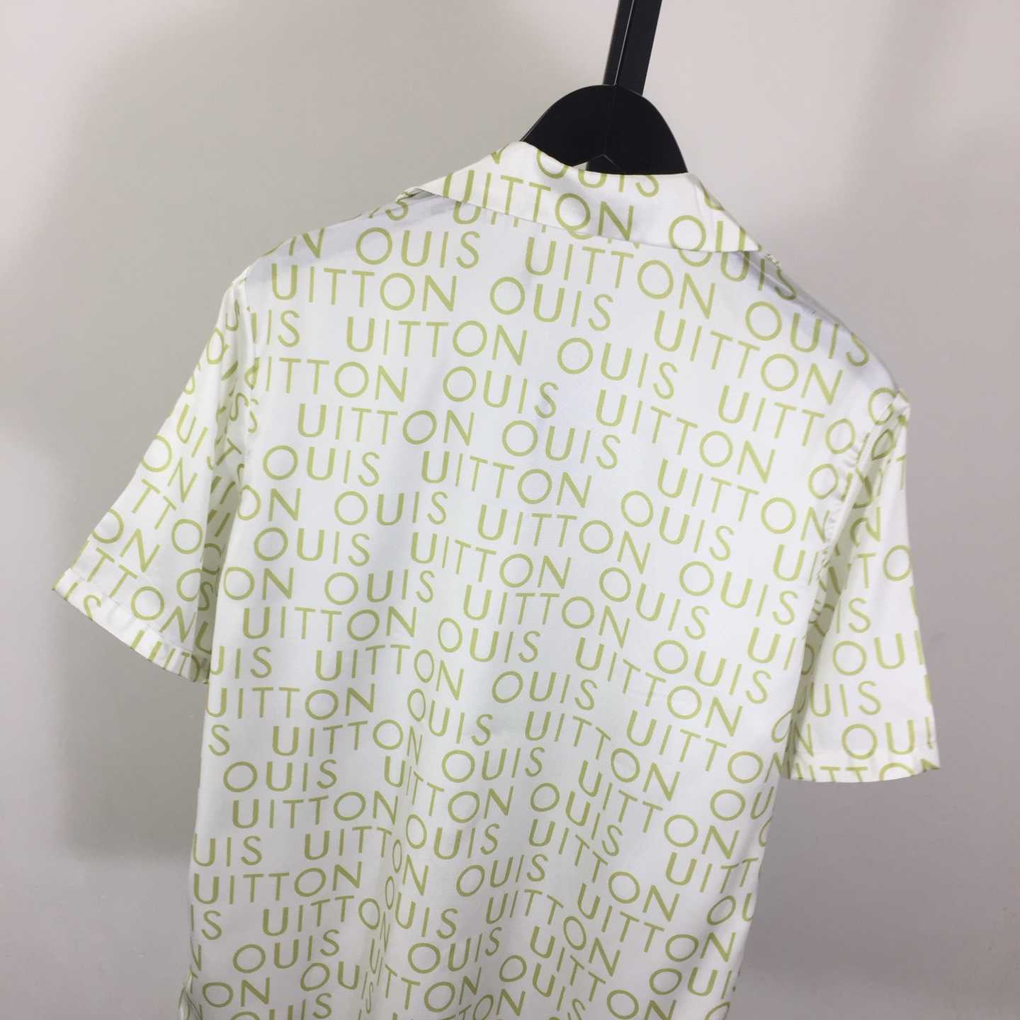 Louis Vuitton Short-Sleeved Printed Silk Shirt   1AJUTC - FashionPlug