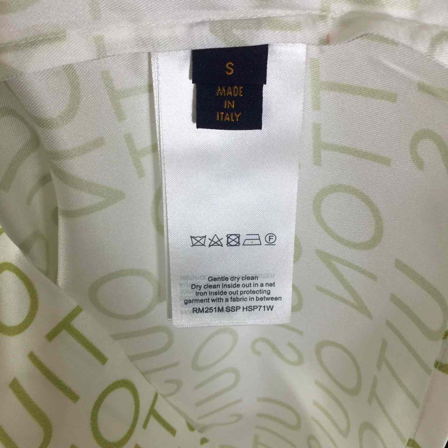 Louis Vuitton Short-Sleeved Printed Silk Shirt   1AJUTC - FashionPlug