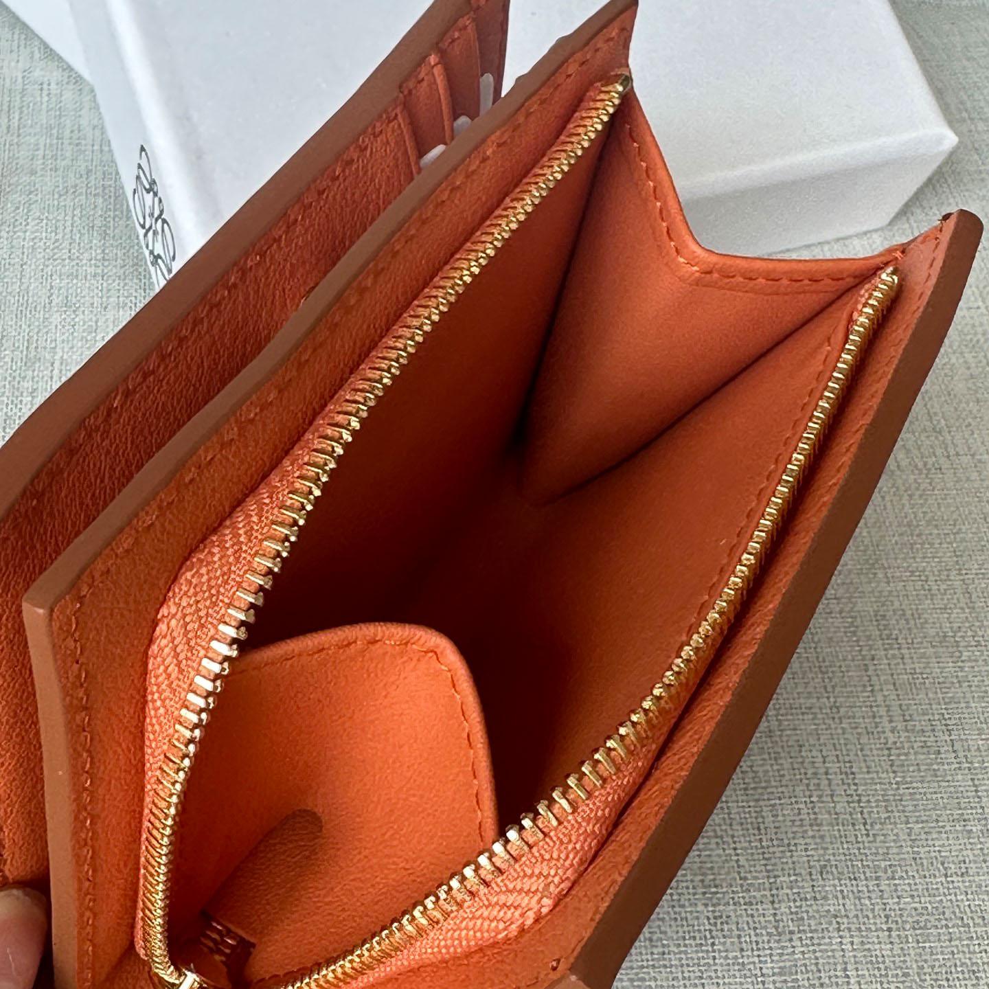 Loewe Knot Compact Wallet - FashionPlug