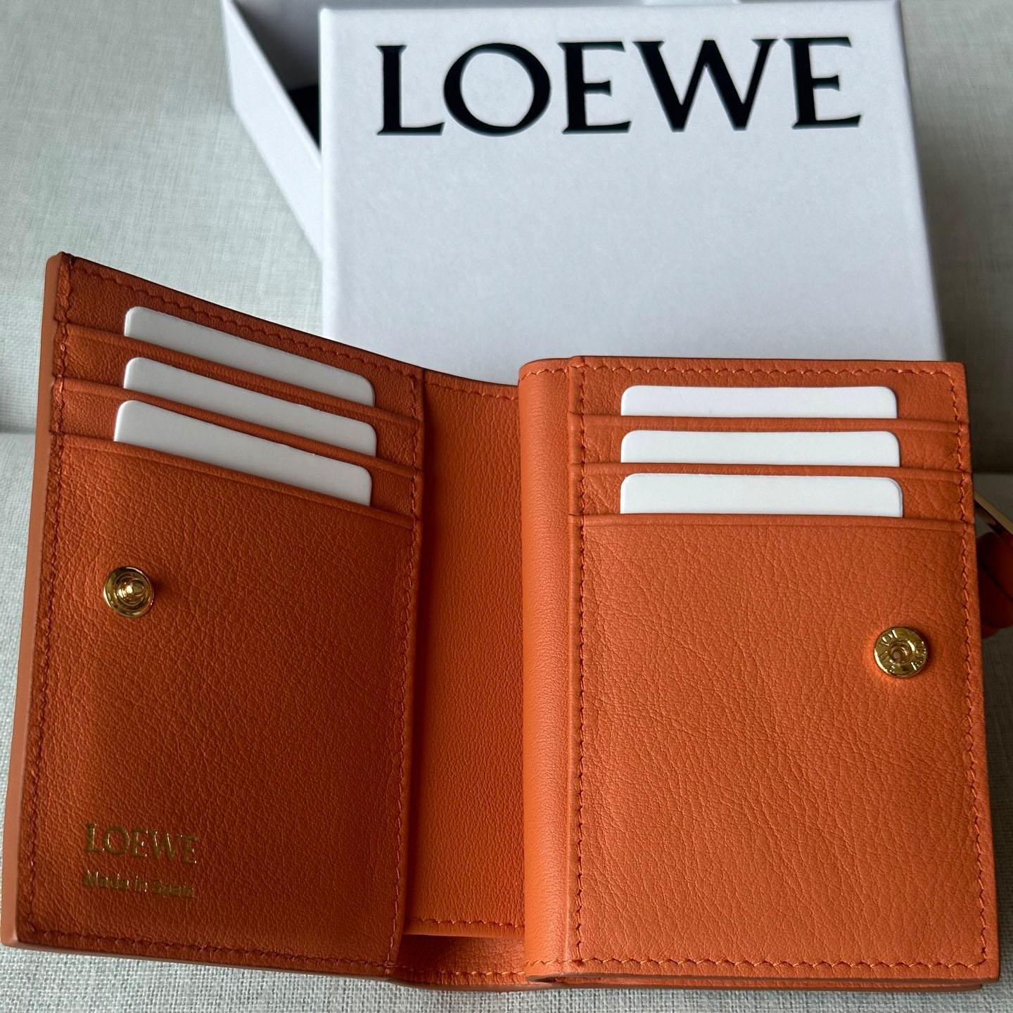 Loewe Knot Compact Wallet - FashionPlug