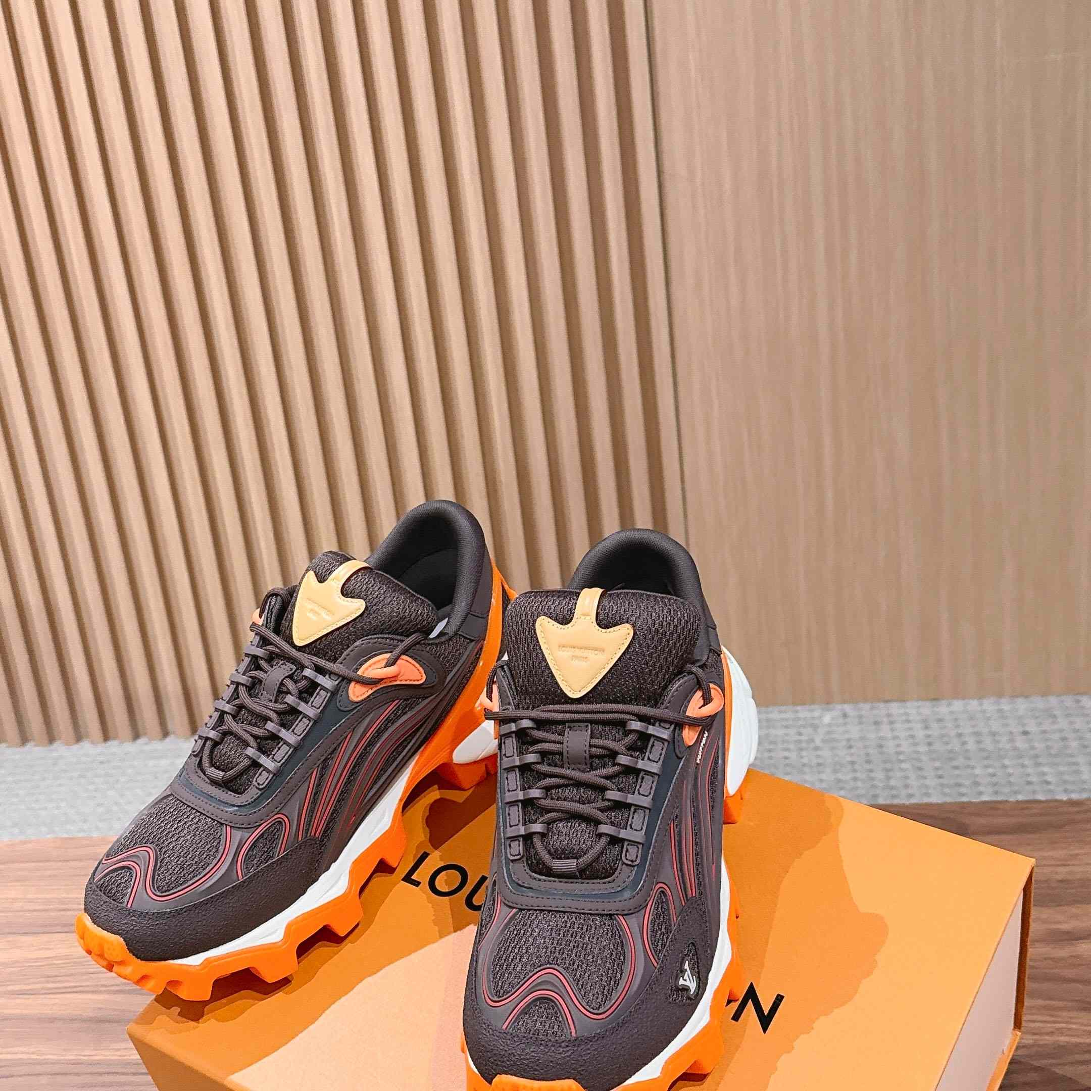 Louis Vuitton Summit Sneaker 1AJAF6 - FashionPlug