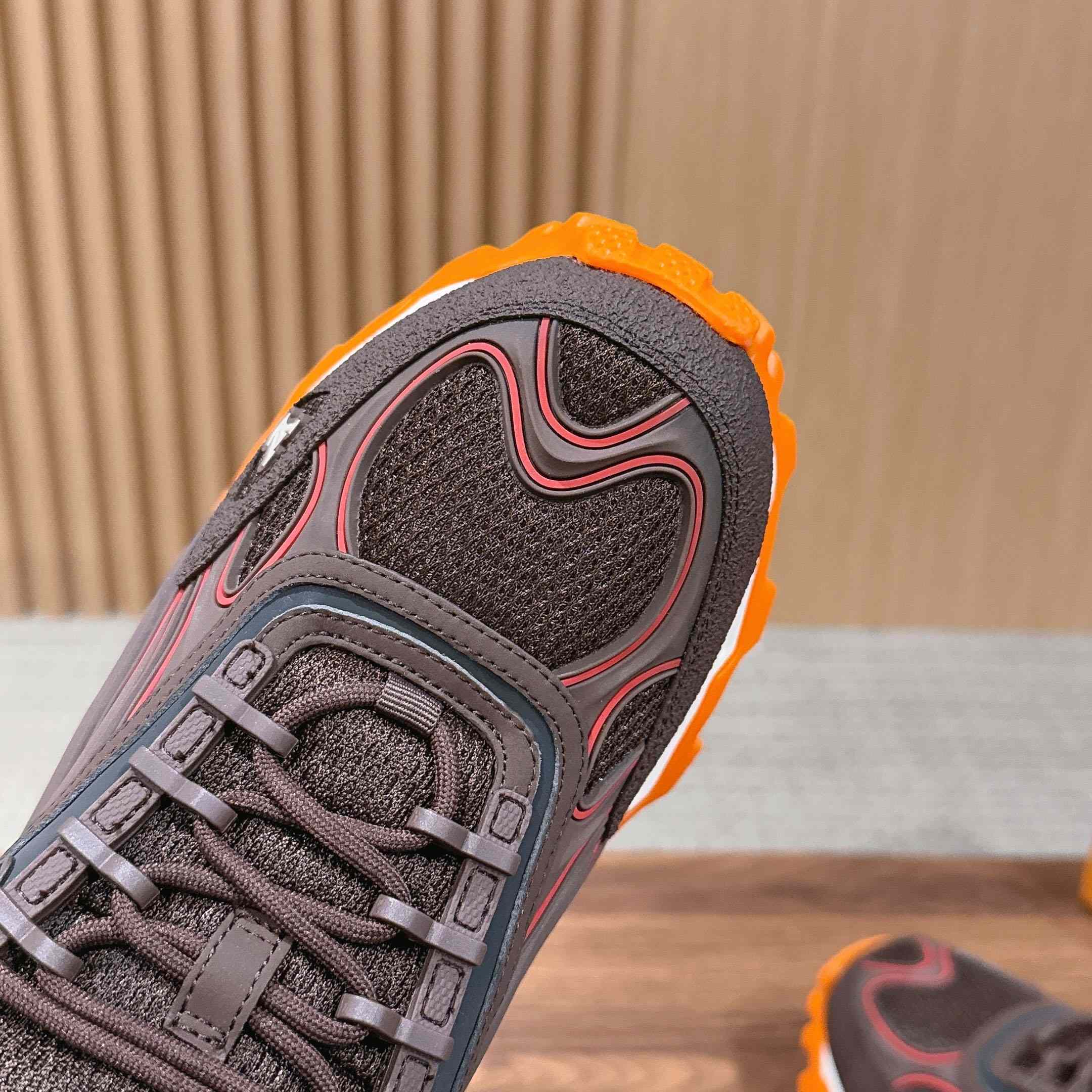 Louis Vuitton Summit Sneaker 1AJAF6 - FashionPlug