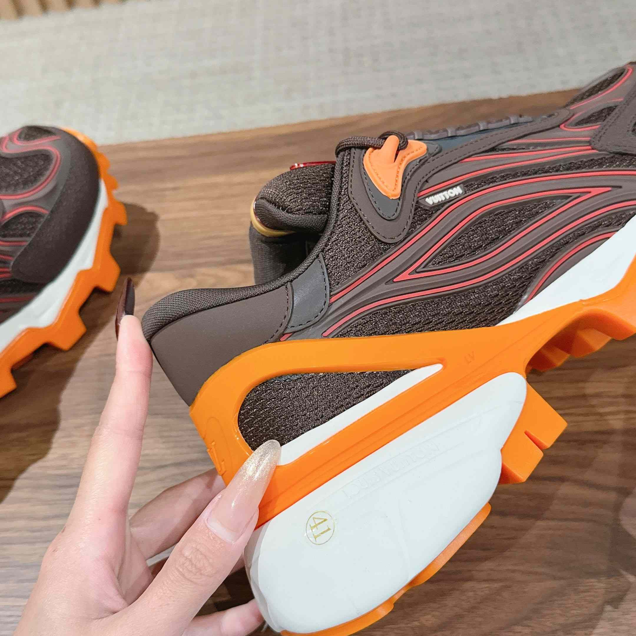 Louis Vuitton Summit Sneaker 1AJAF6 - FashionPlug