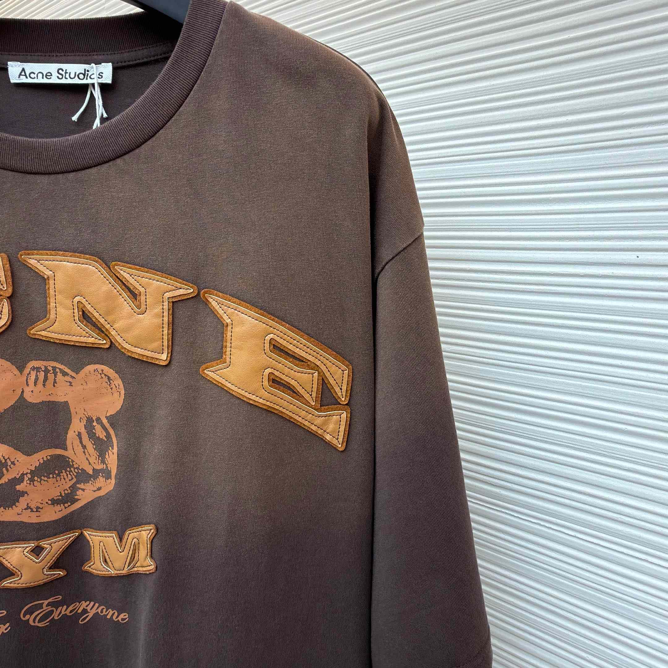 Acne Studios  Gym Logo T-shirt - FashionPlug