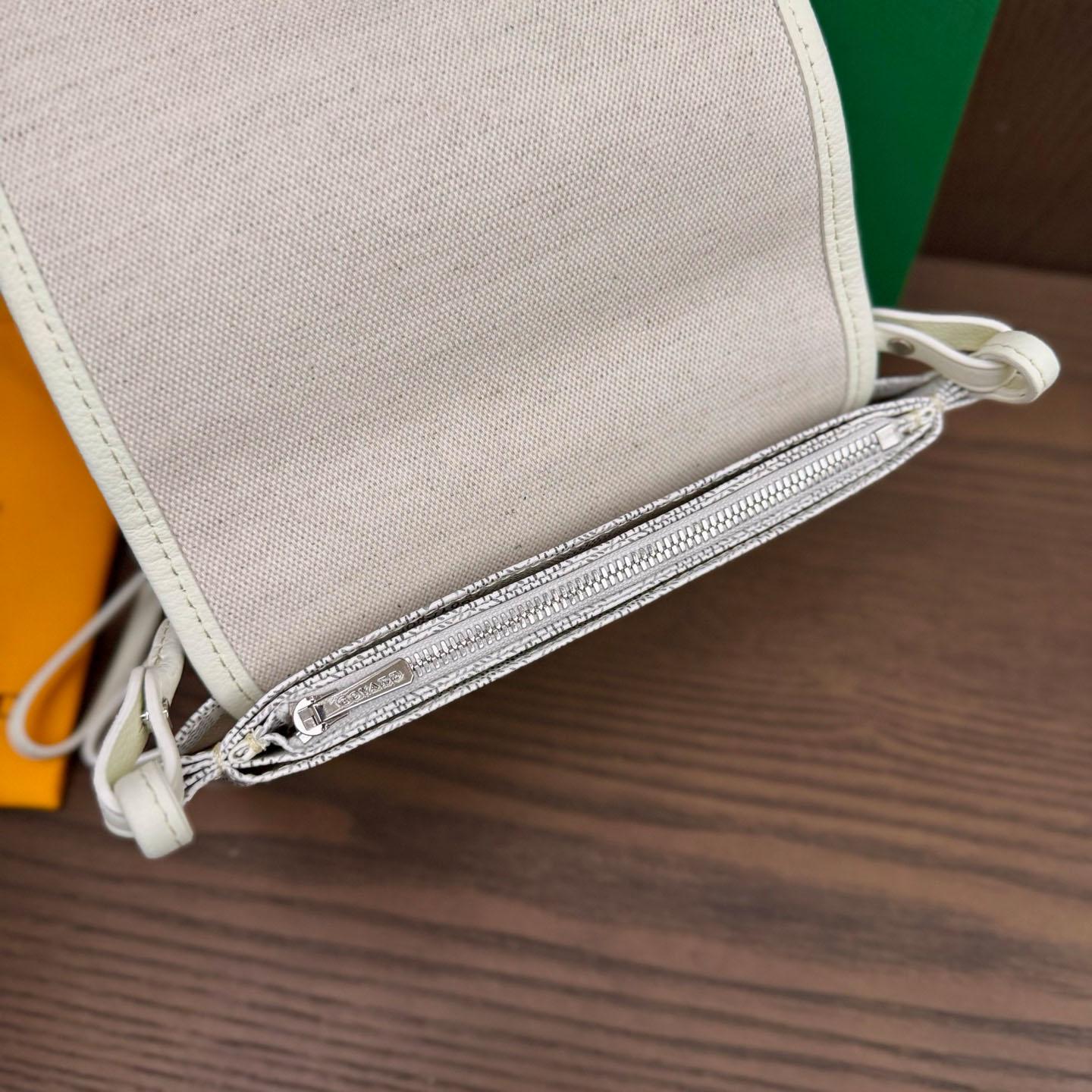 Goyard Plumet Pocket Wallet - FashionPlug