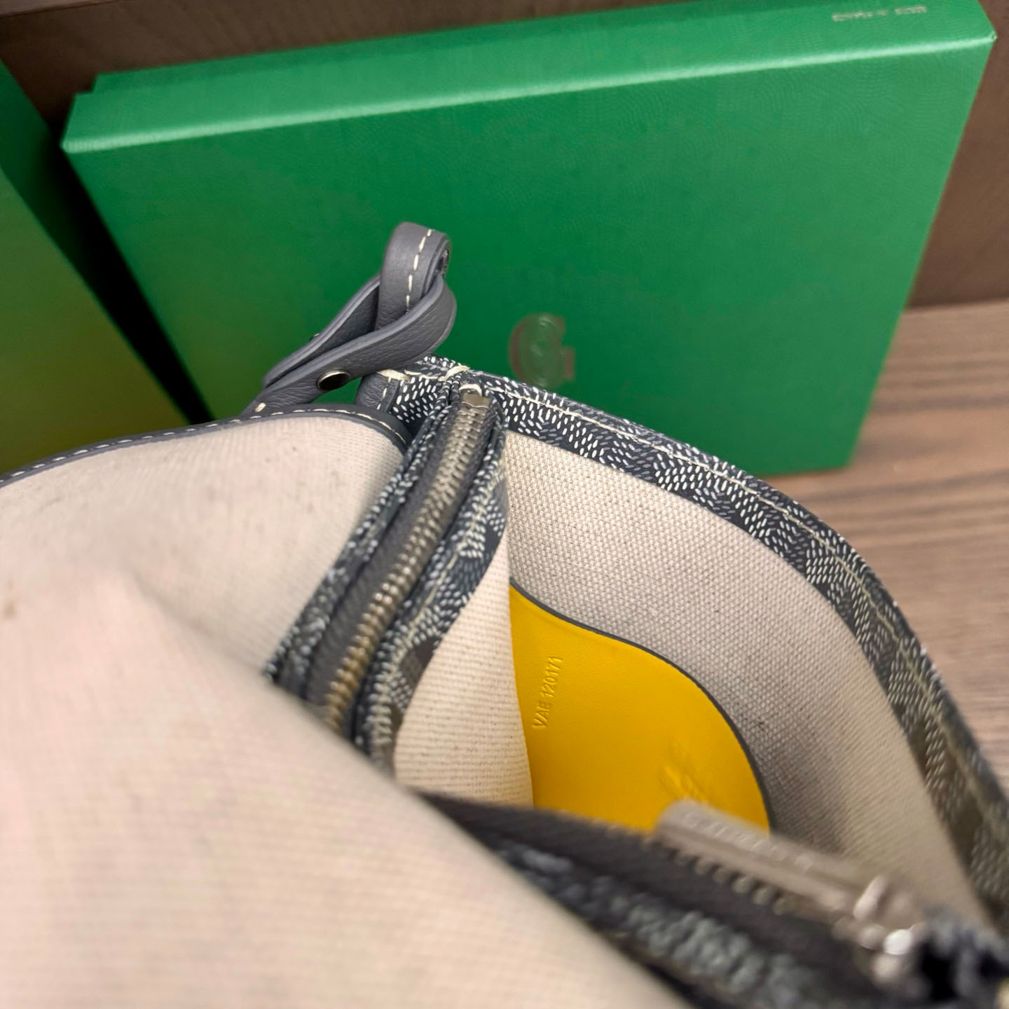 Goyard Plumet Pocket Wallet - FashionPlug