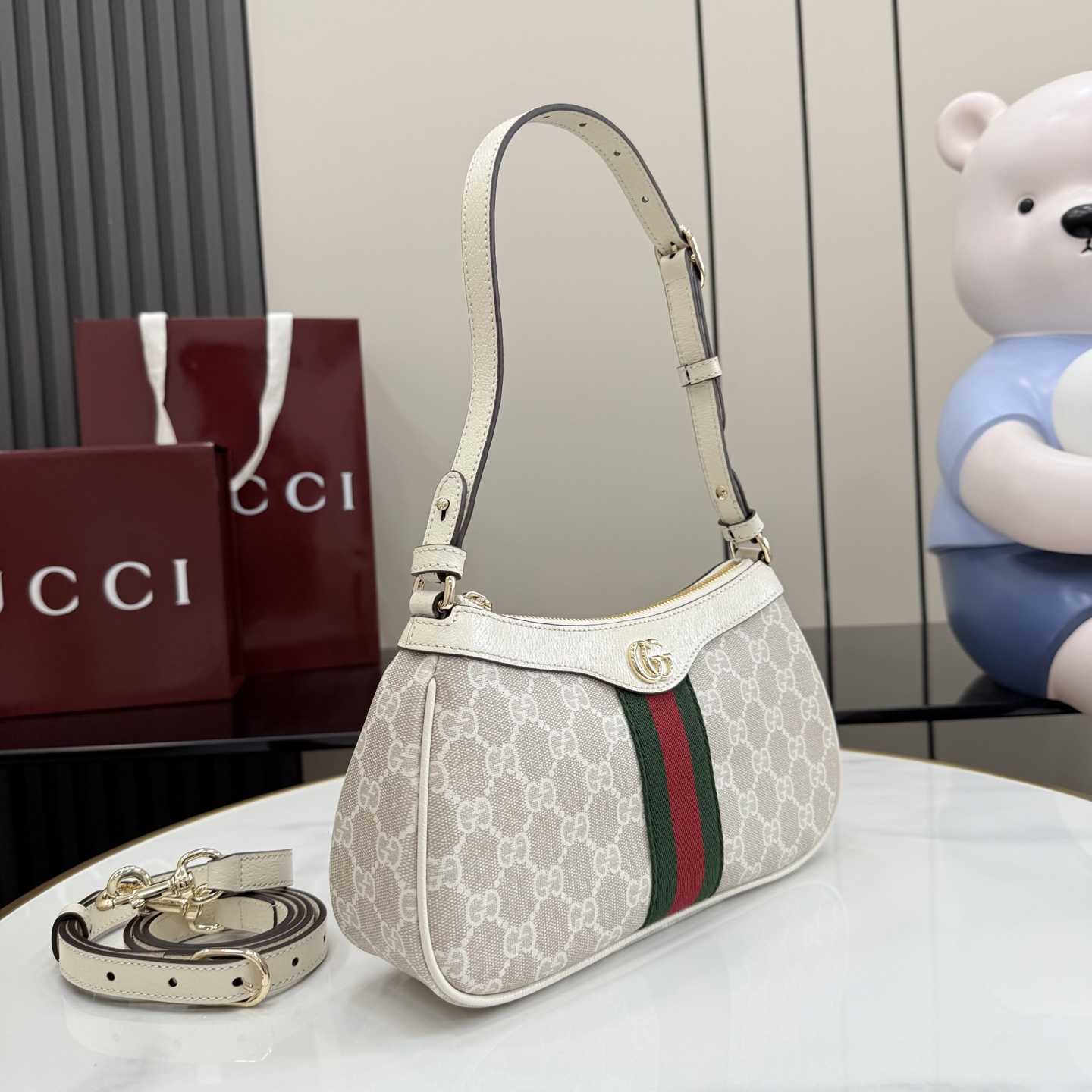 Gucci Ophidia Small Shoulder Bag - FashionPlug