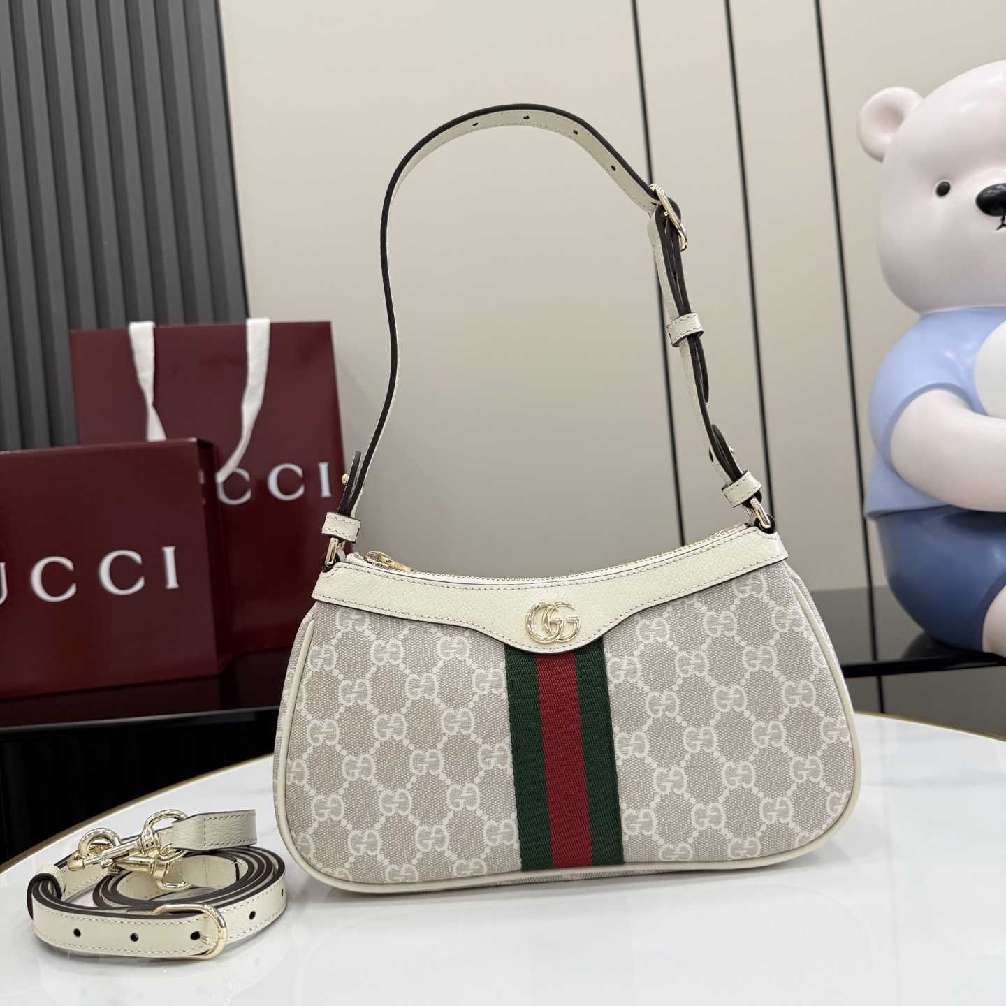 Gucci Ophidia Small Shoulder Bag - FashionPlug