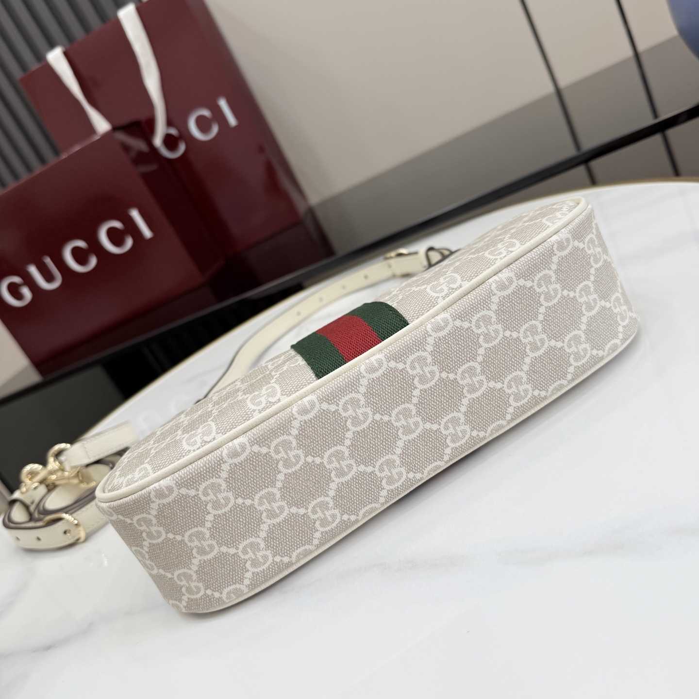 Gucci Ophidia Small Shoulder Bag - FashionPlug