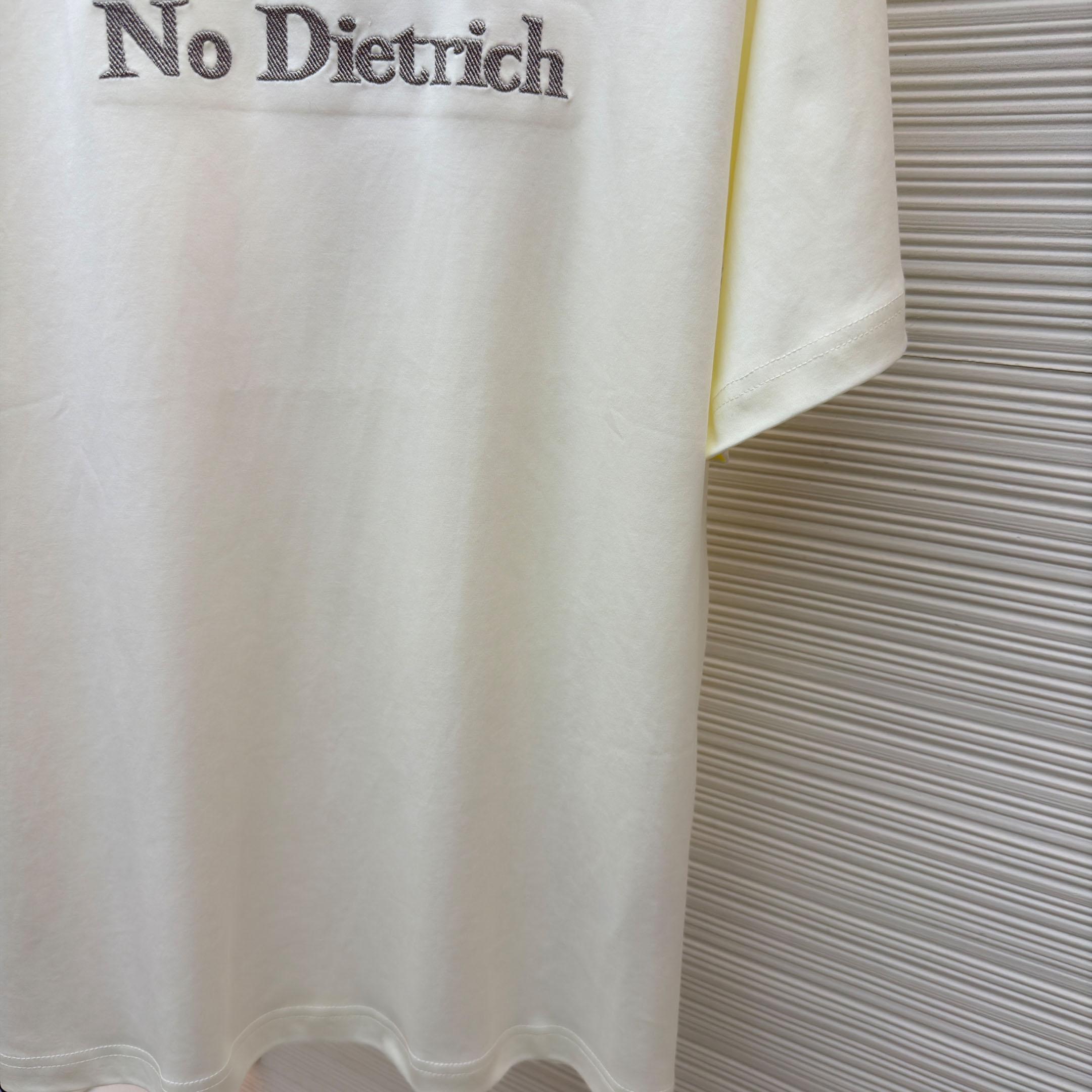  Dior T-shirt With Lettering - FashionPlug