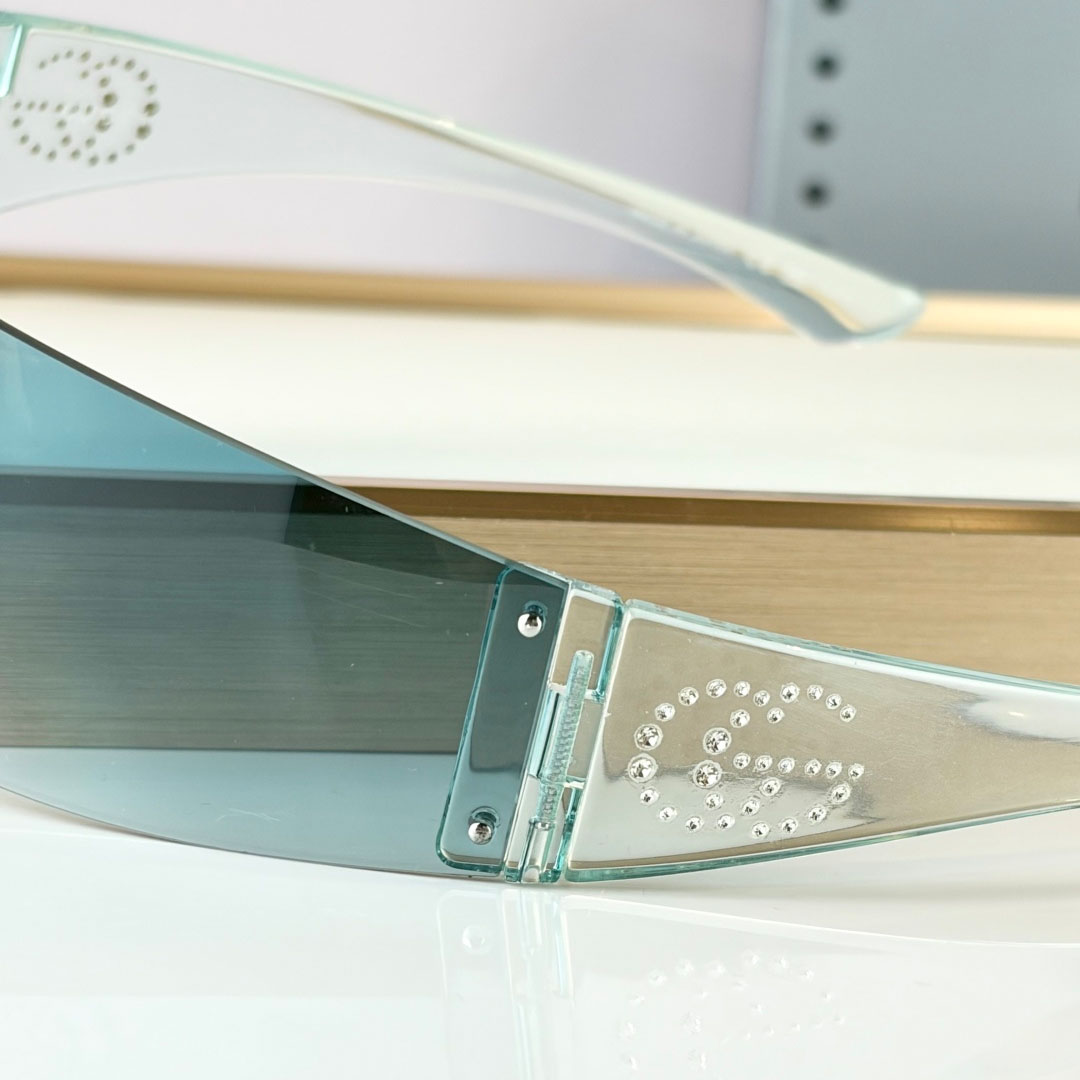 Gucci GG1958S Sunglasses  - FashionPlug