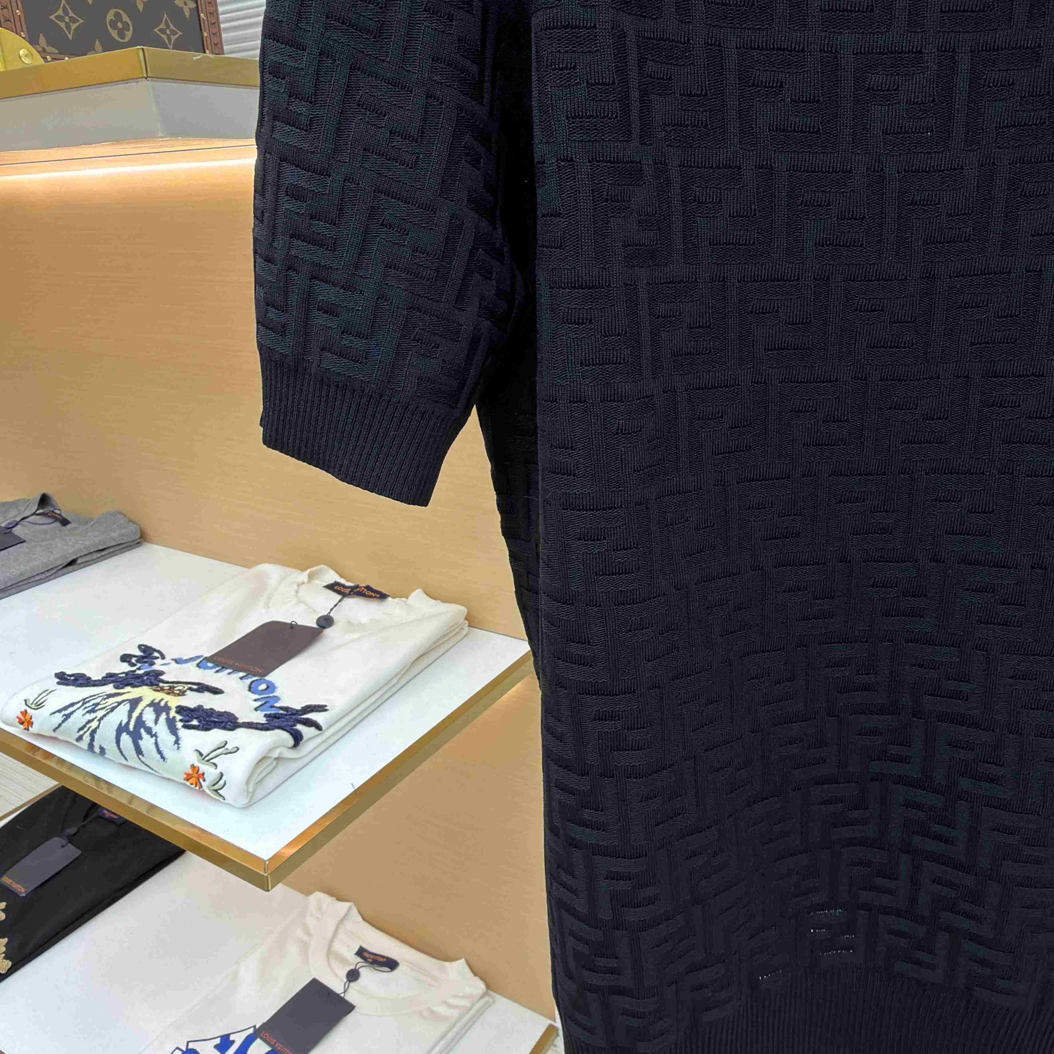 Fendi  Black FF Cotton Pullover - FashionPlug