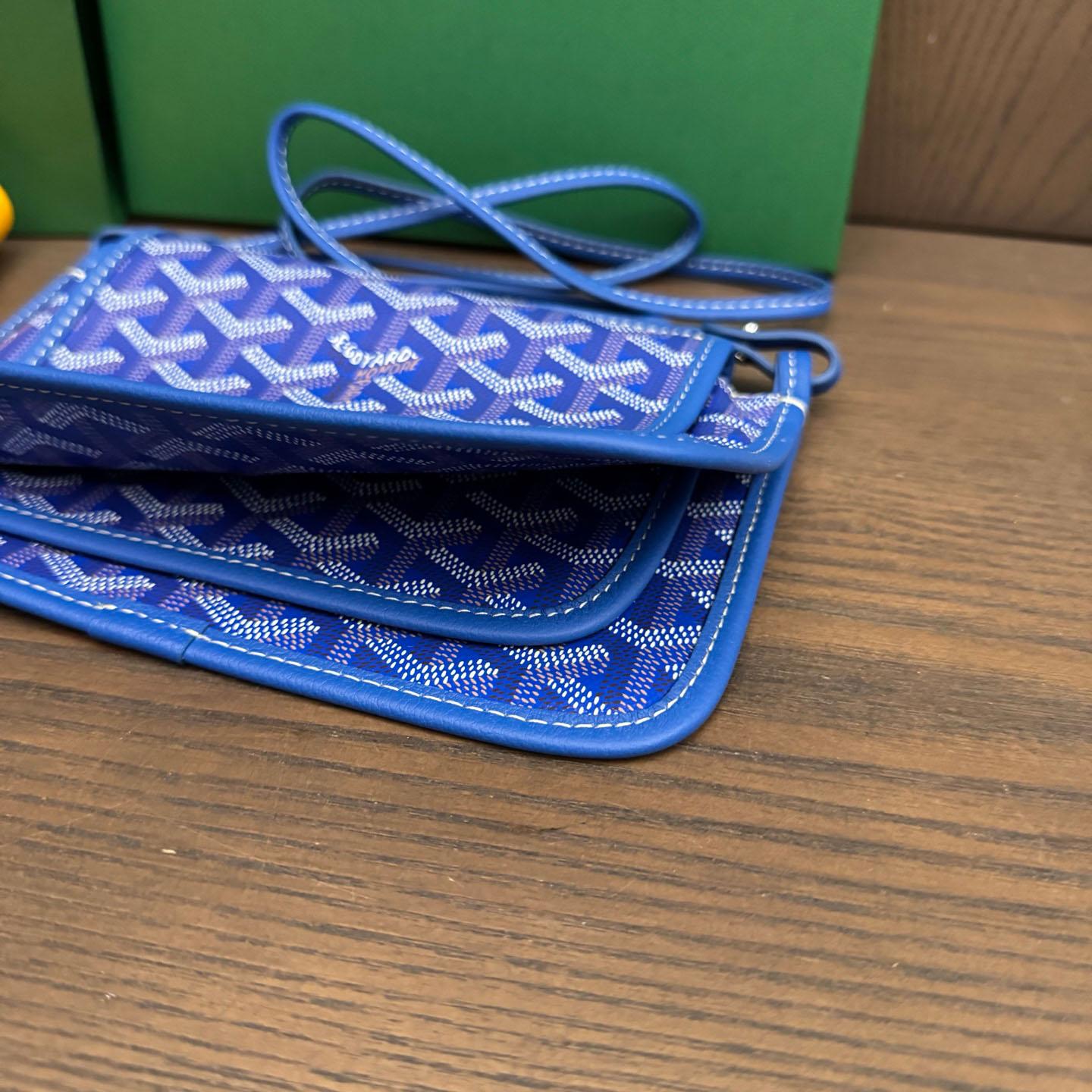 Goyard Plumet Pocket Wallet - FashionPlug