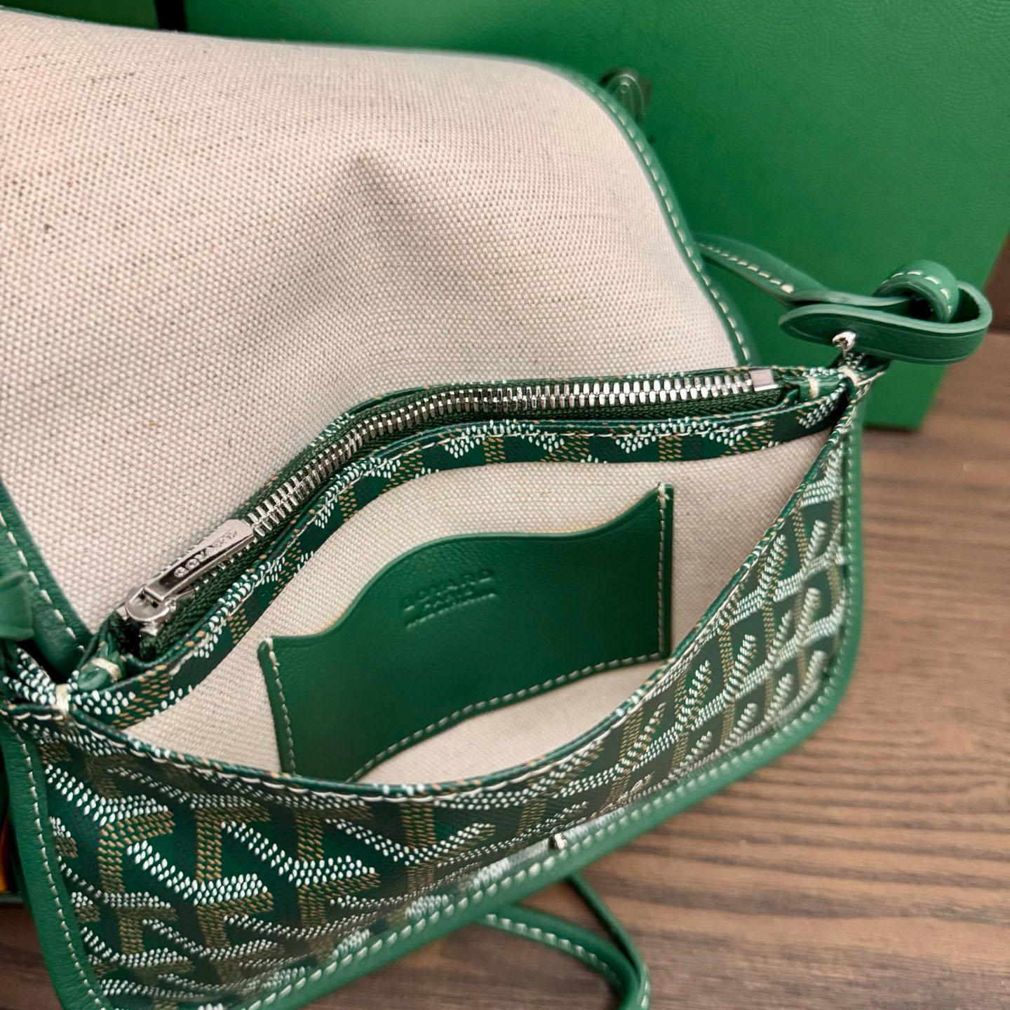 Goyard Plumet Pocket Wallet - FashionPlug