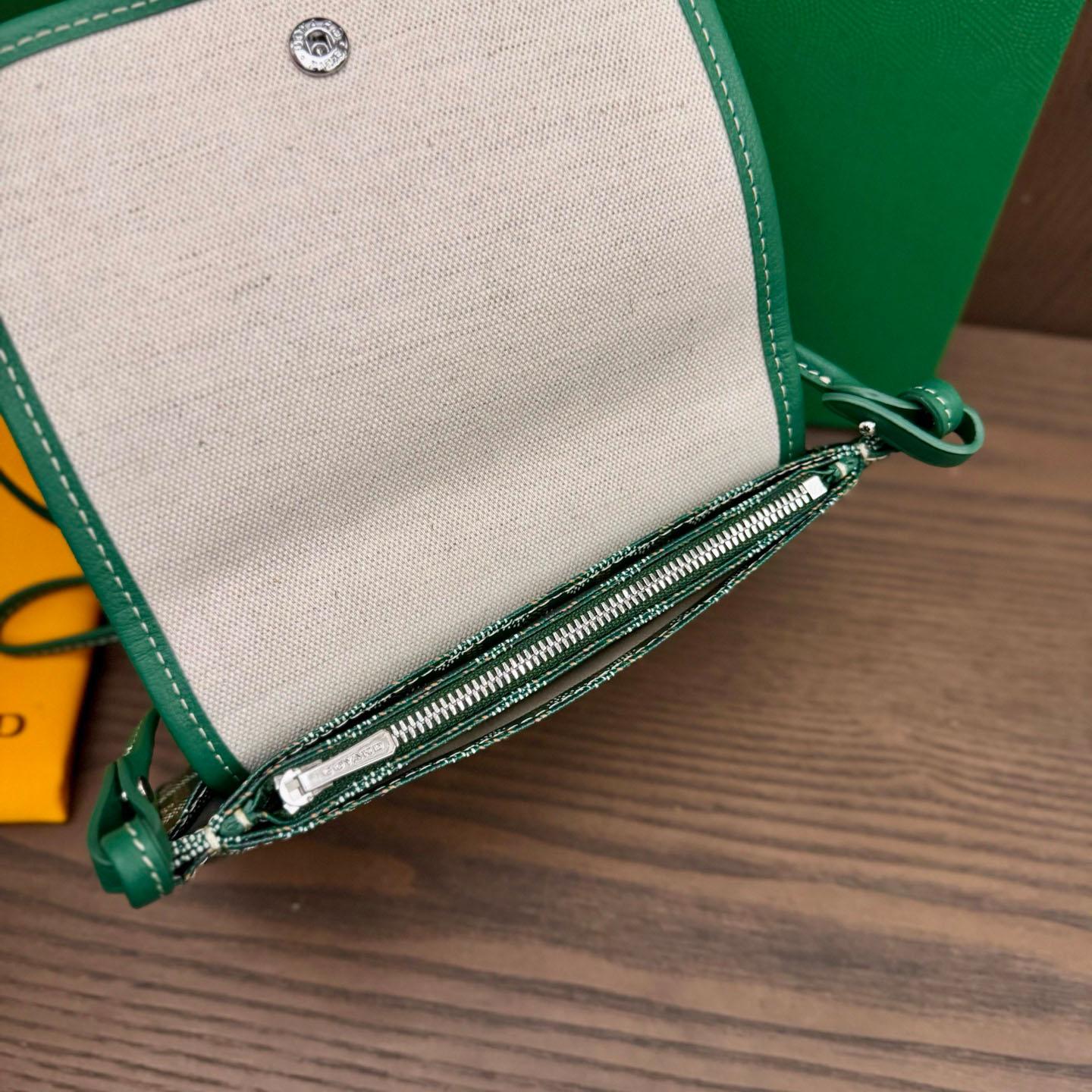 Goyard Plumet Pocket Wallet - FashionPlug
